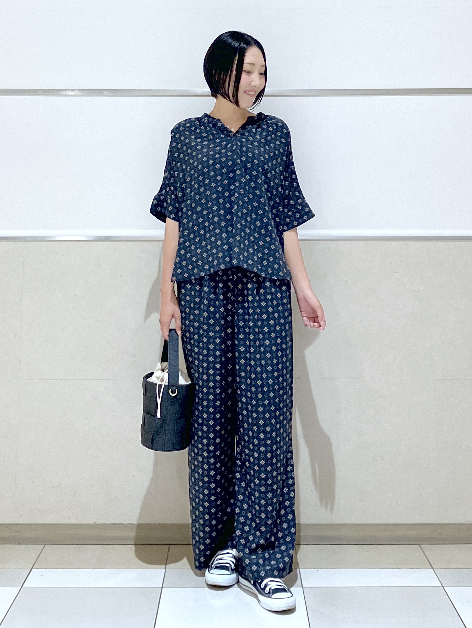 eriko さんの「Dessin｜【セットアップ可】小紋柄プリント スキッパーシャツ」を使ったコーディネート