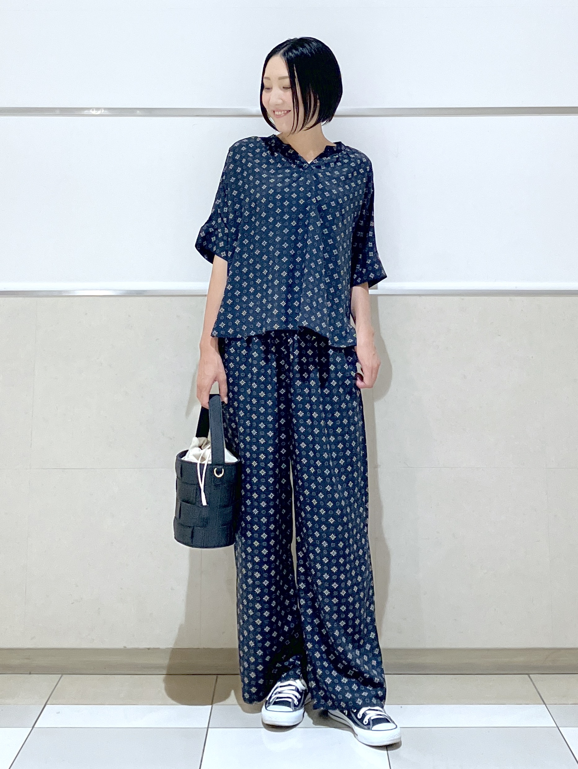 eriko さんの「Dessin｜【セットアップ可】小紋柄プリント スキッパーシャツ」を使ったコーディネート