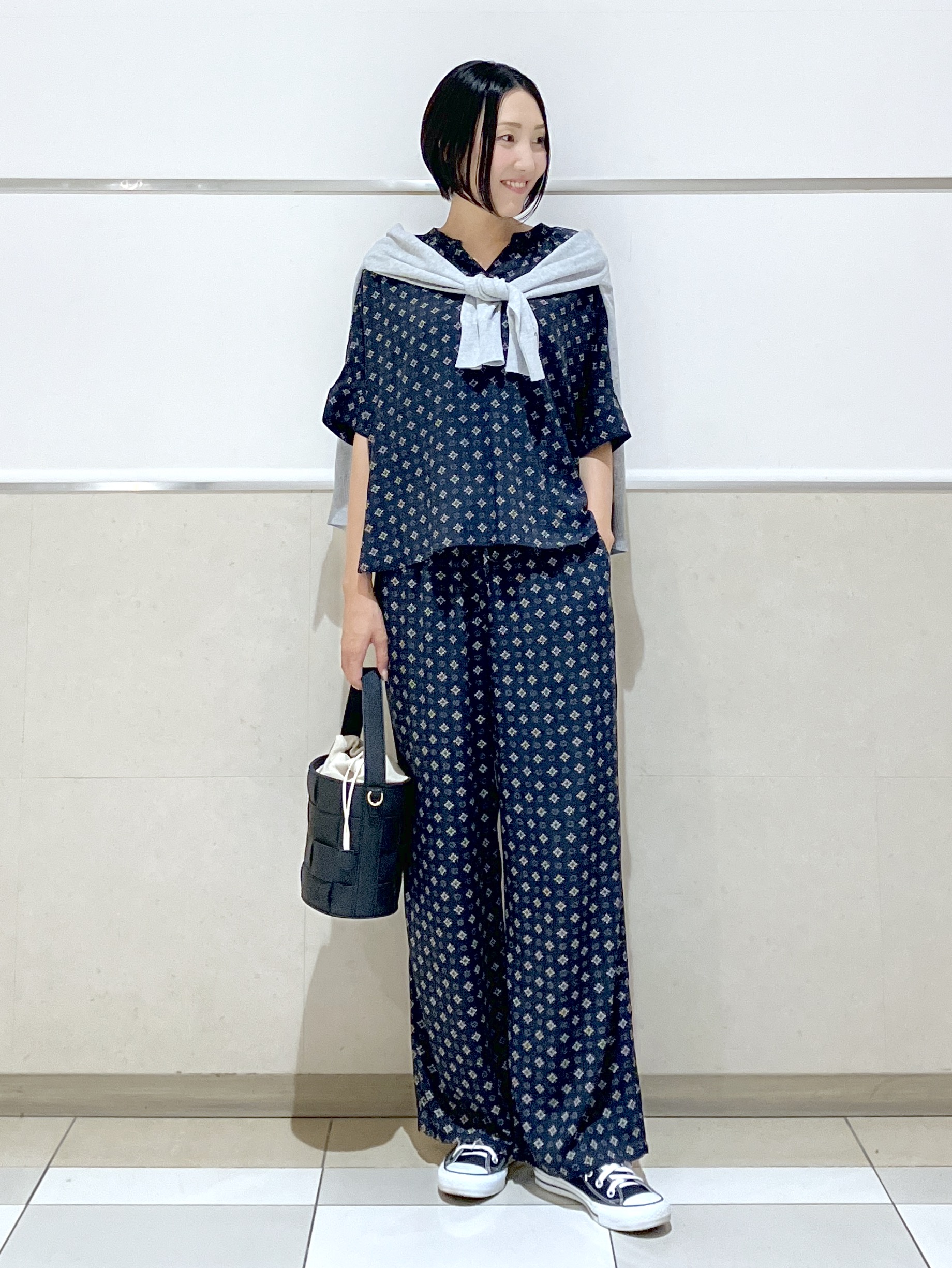 eriko さんの「Dessin｜【セットアップ可】小紋柄プリント スキッパーシャツ」を使ったコーディネート