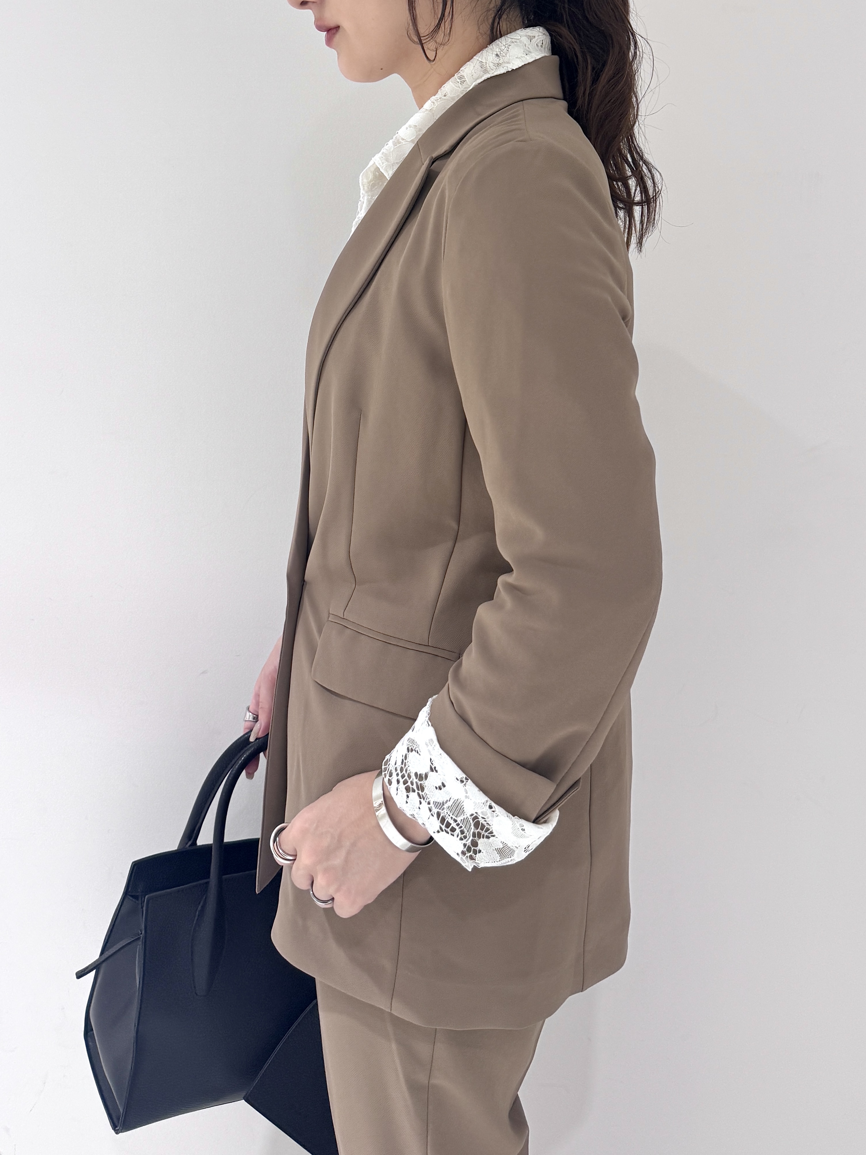 そんさんの「INDIVI｜【新作登場！着る日傘】 ダブルジャケット」を使ったコーディネート