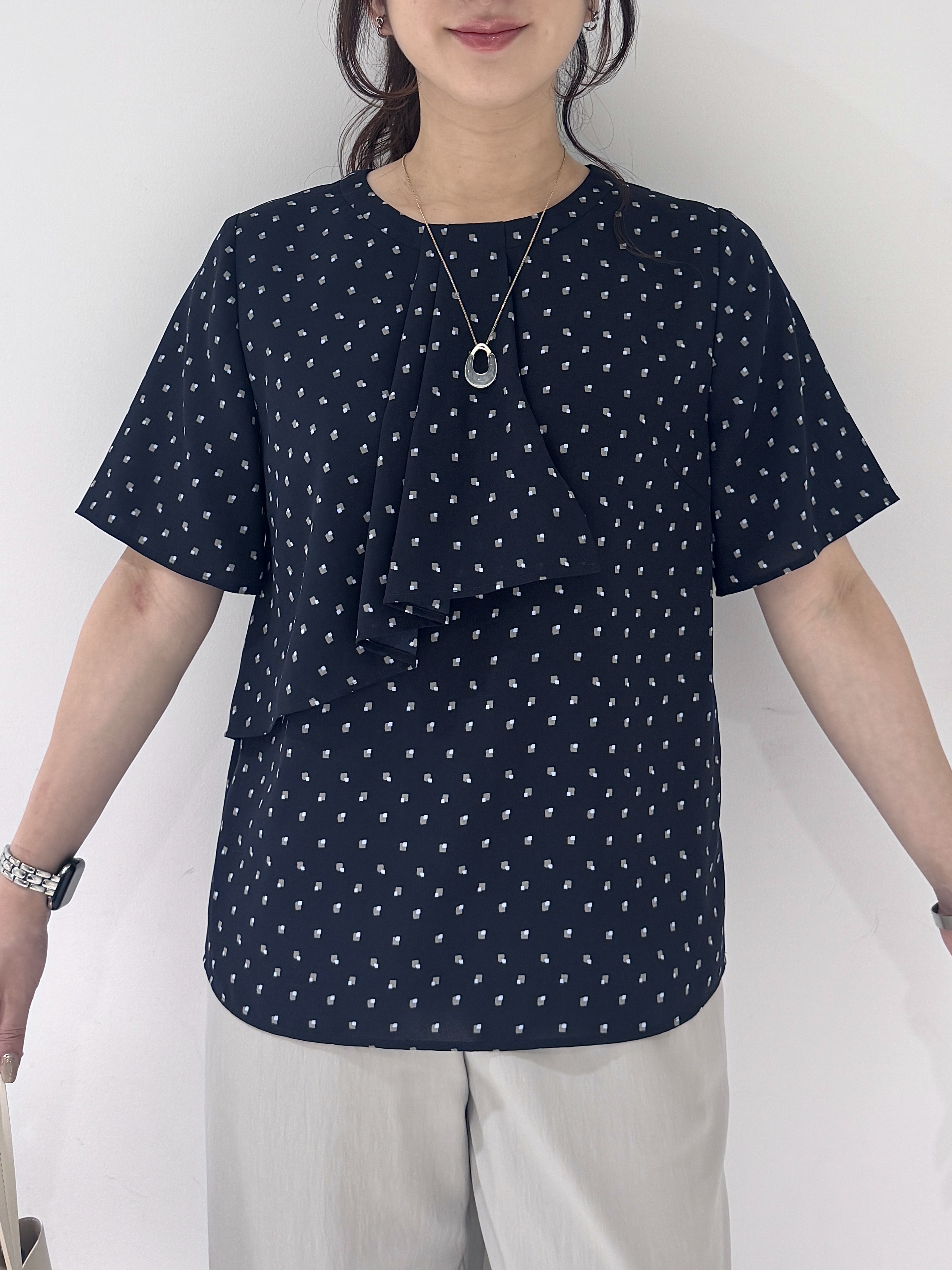 そんさんの「INDIVI｜【洗える／メッシュ素材／SETUP可能】半袖シアージャケット」を使ったコーディネート