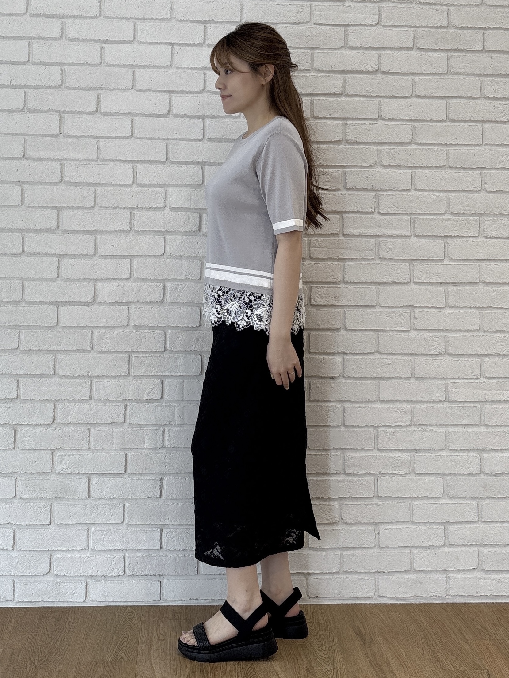 sayaさんの「grove｜【ウエストゴム】レースナロースカート」を使ったコーディネート