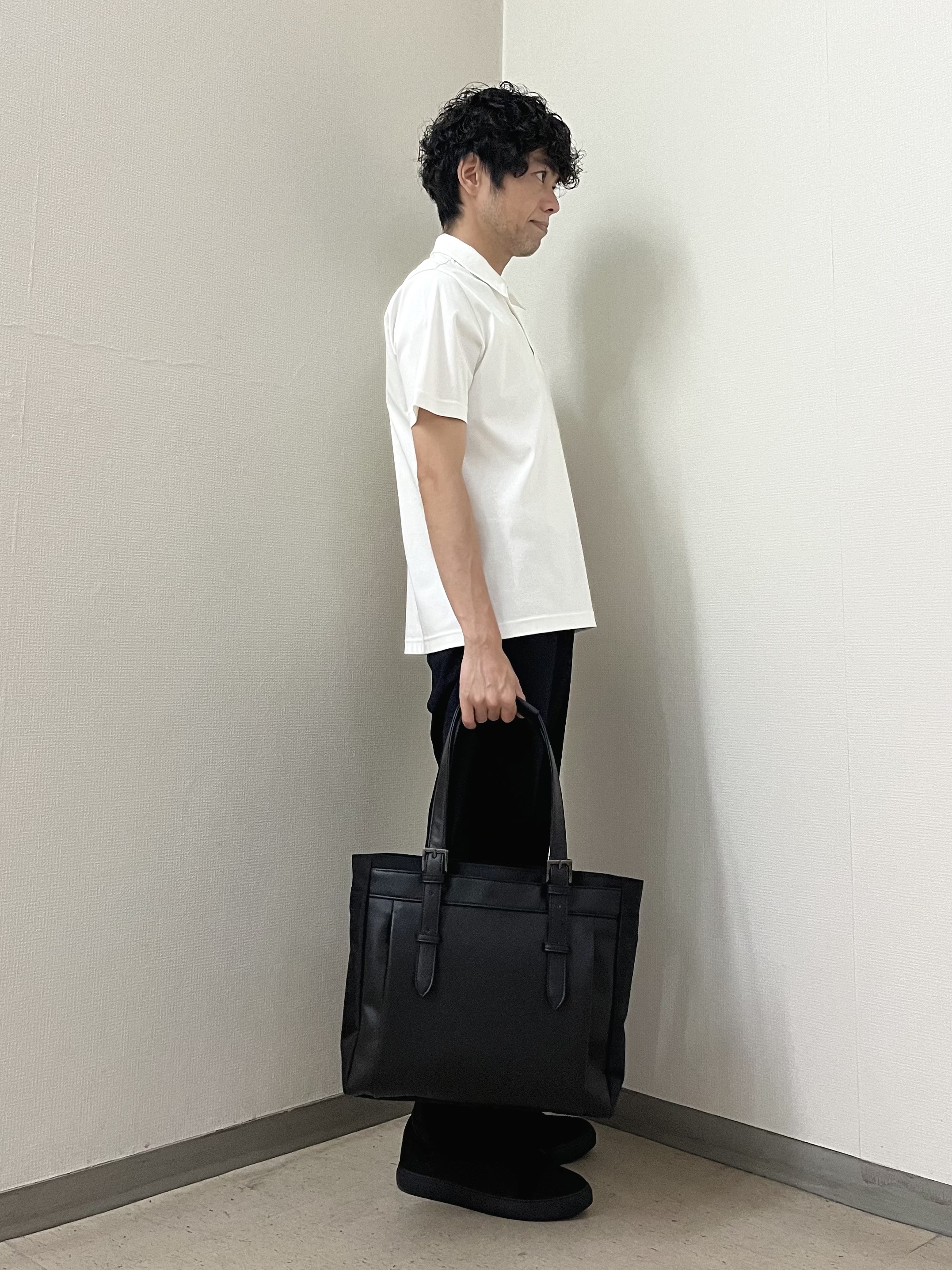 URAさんの「TAKEO KIKUCHI｜【接触冷感】アイスクリアコットン ワンポイント ポロシャツ」を使ったコーディネート