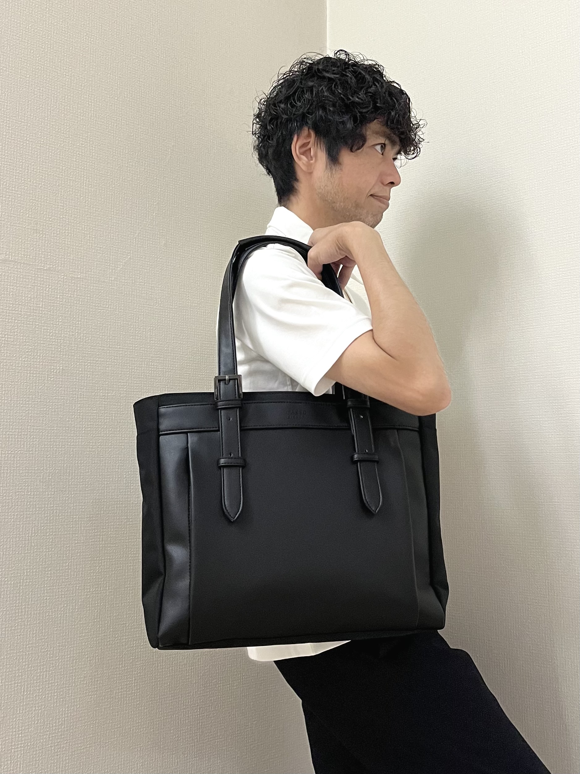 URAさんの「TAKEO KIKUCHI｜【接触冷感】アイスクリアコットン ワンポイント ポロシャツ」を使ったコーディネート
