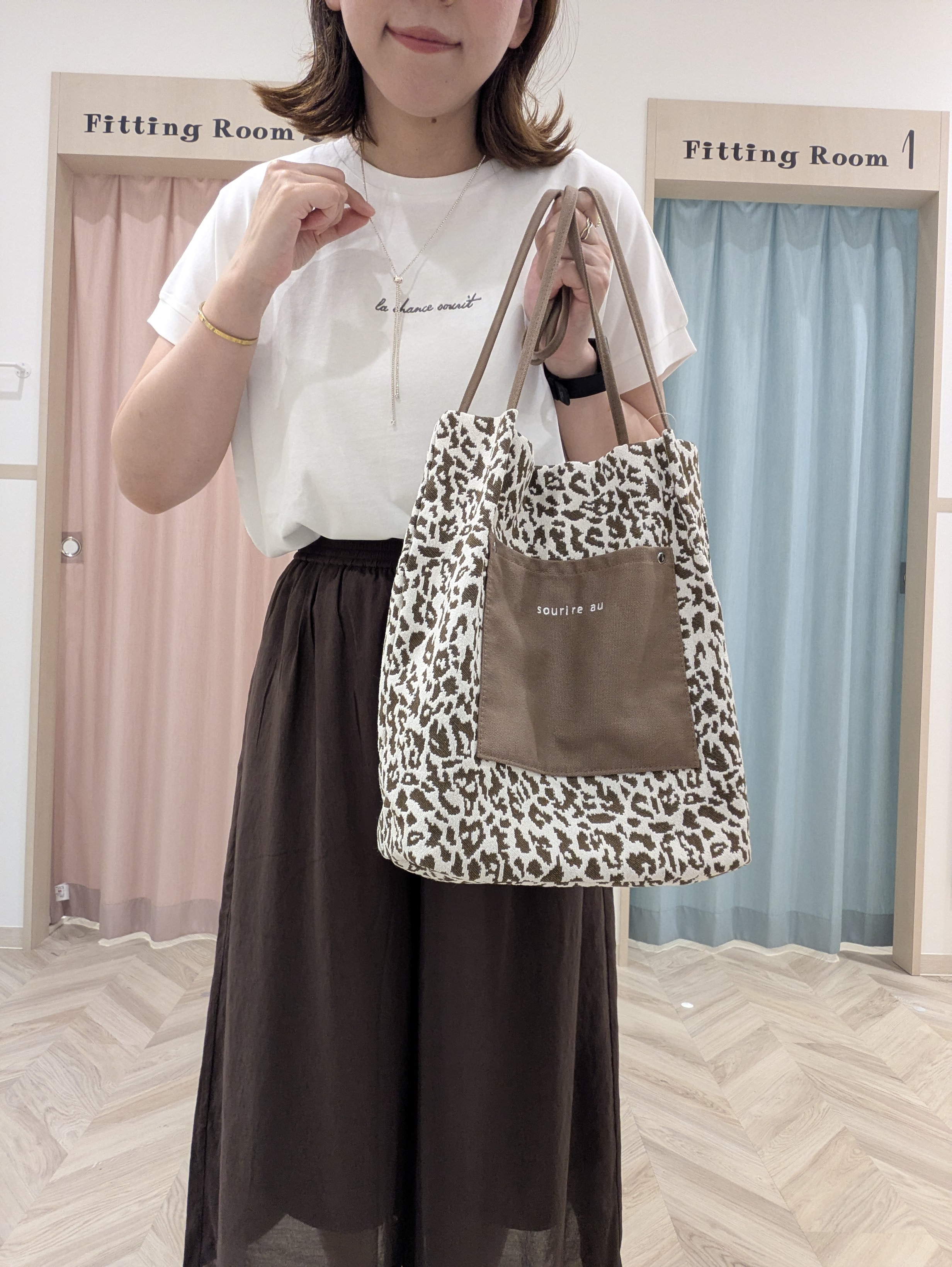 miyuさんの「SHOO･LA･RUE｜【洗濯機可/選べる6色】ナチュラルな風合いが魅力 ゆったり楊柳シアードルマンブラウス」を使ったコーディネート