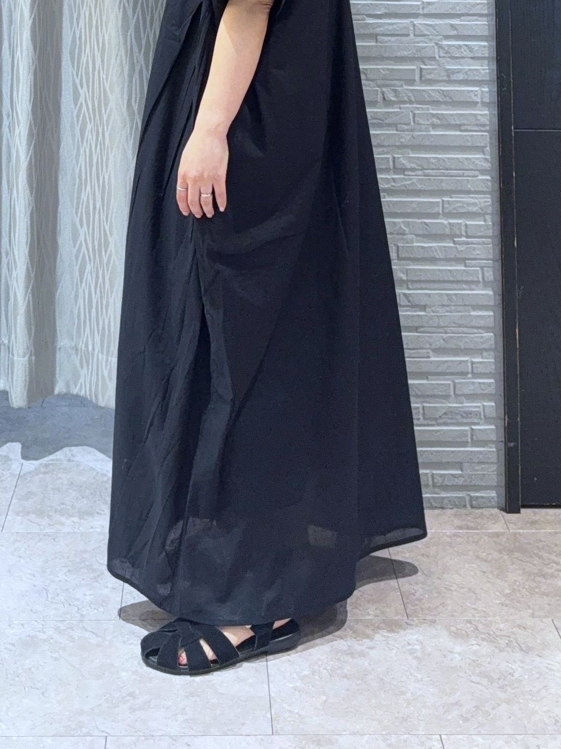 chさんの「THE SHOP TK｜ゆるラク カフタン風ロングワンピース」を使ったコーディネート