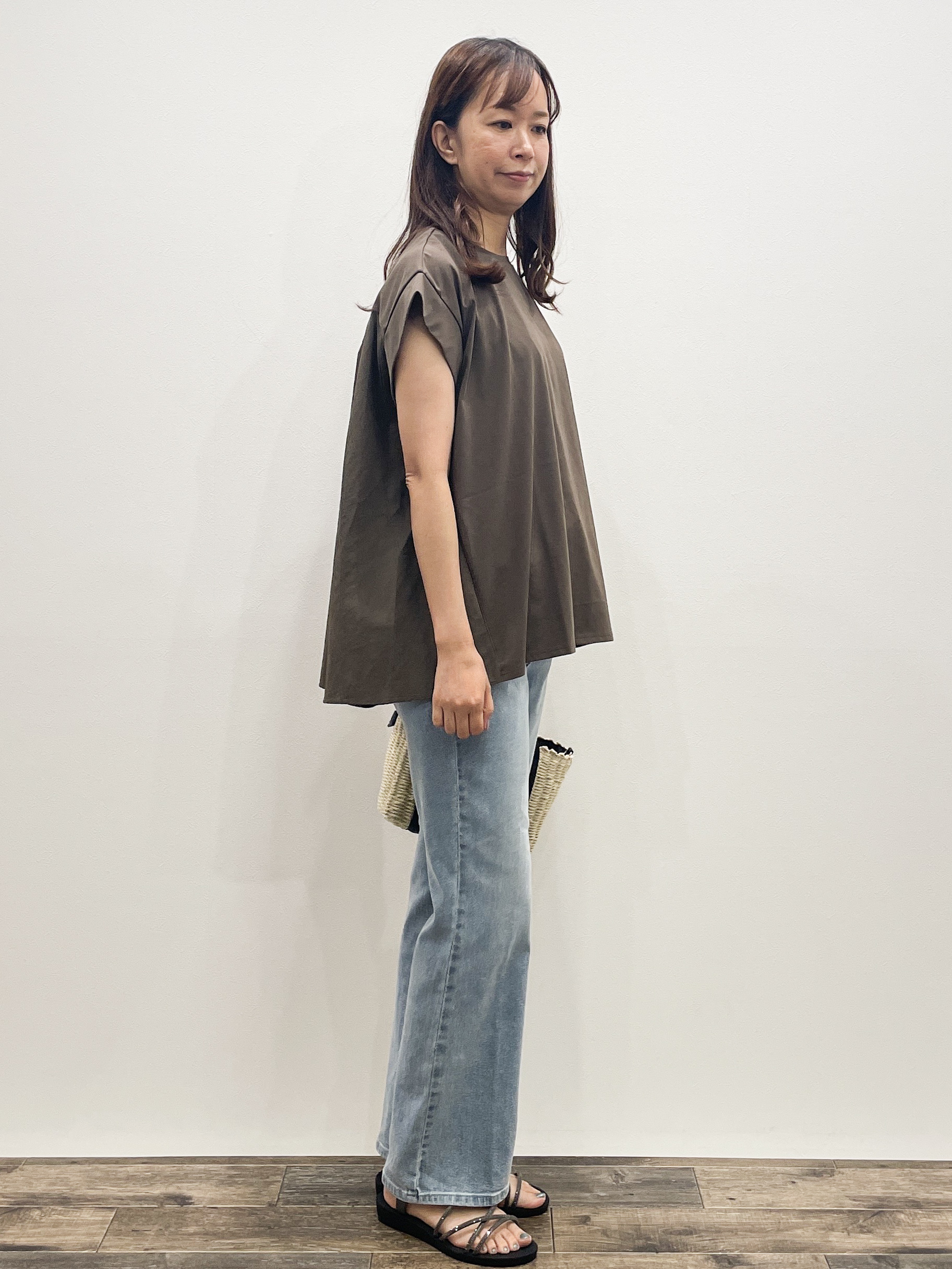 Aikoさんの「OPAQUE.CLIP｜【接触冷感】バックフレアドッキングカットソー《洗濯機OK》」を使ったコーディネート