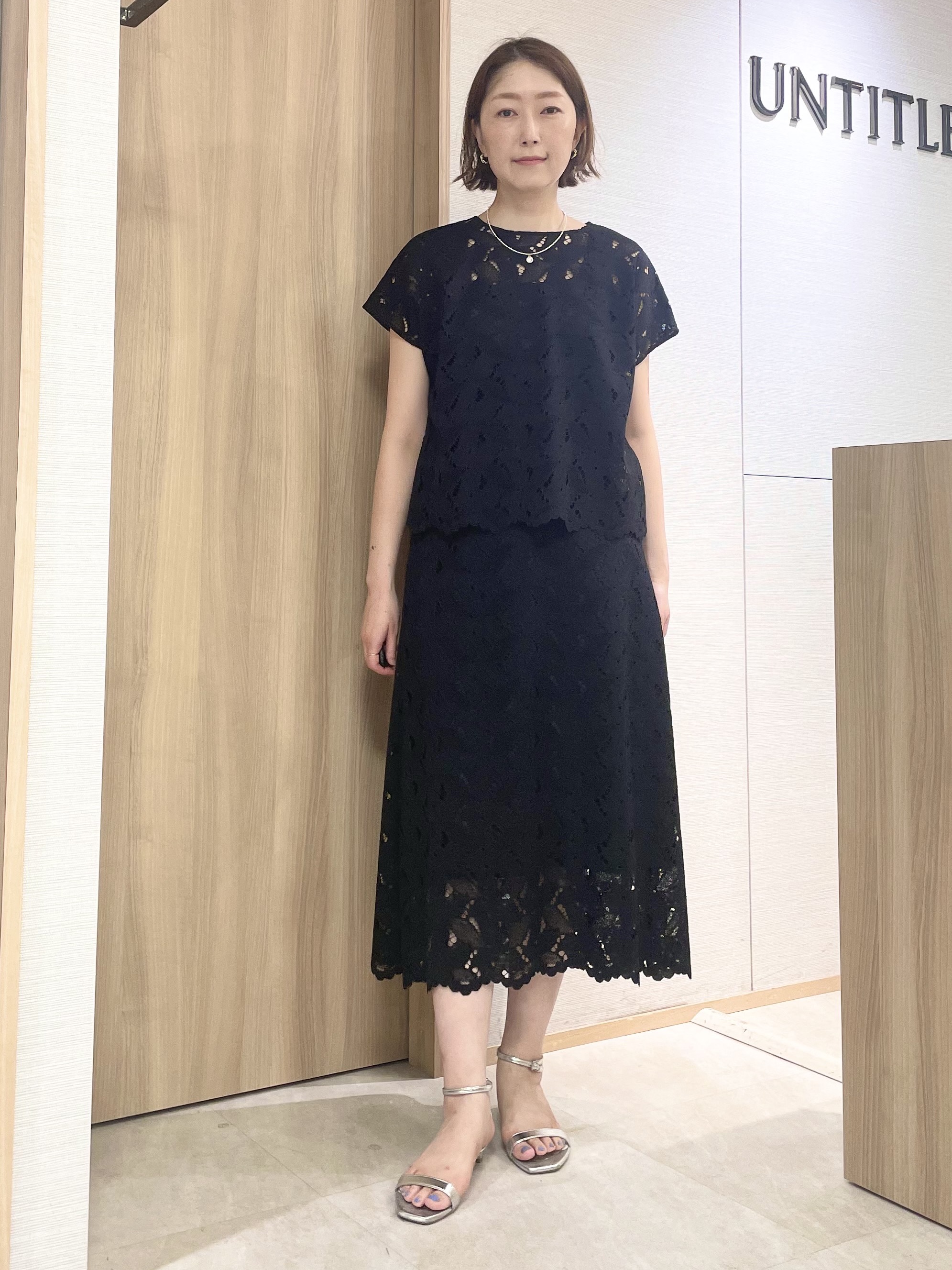 aliceさんの「UNTITLED｜【セットアップ可/品のある透け感】リーフレースブラウス」を使ったコーディネート