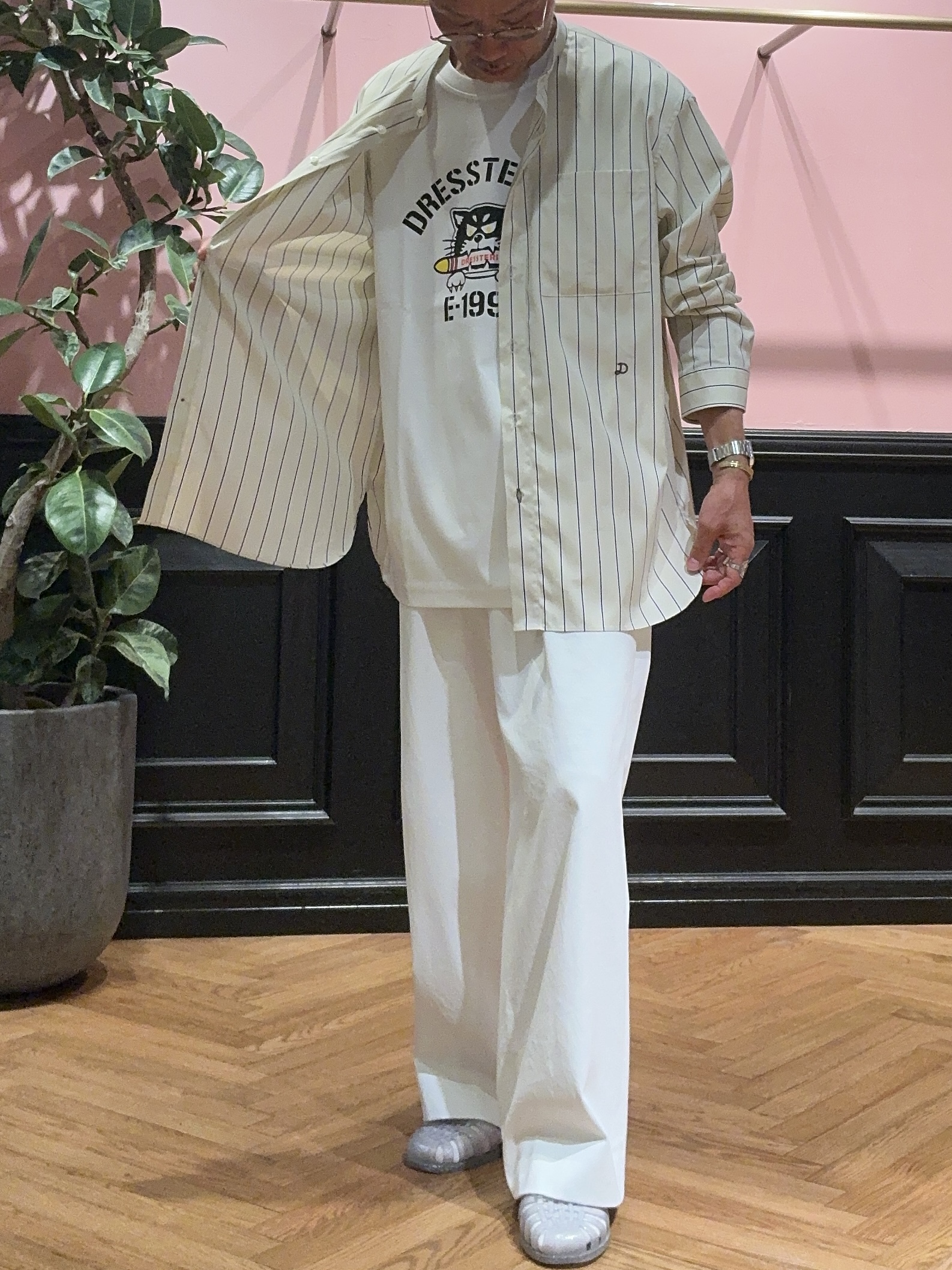 torigoeさんの「DRESSTERIOR｜バンドカラー ストライプシャツ」を使ったコーディネート