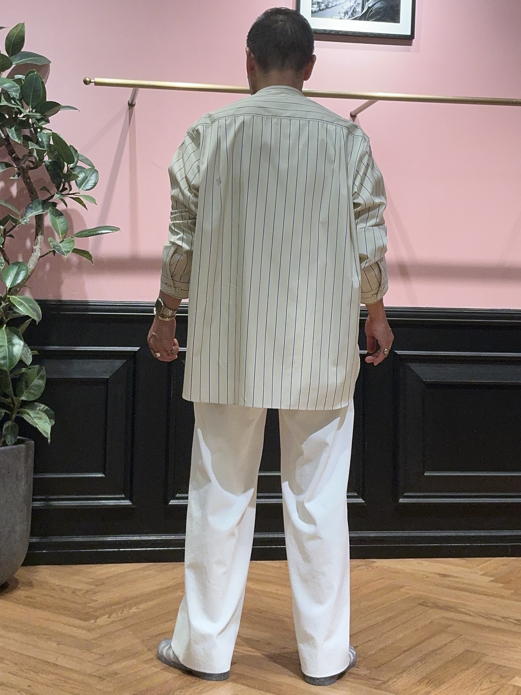 torigoeさんの「DRESSTERIOR｜バンドカラー ストライプシャツ」を使ったコーディネート
