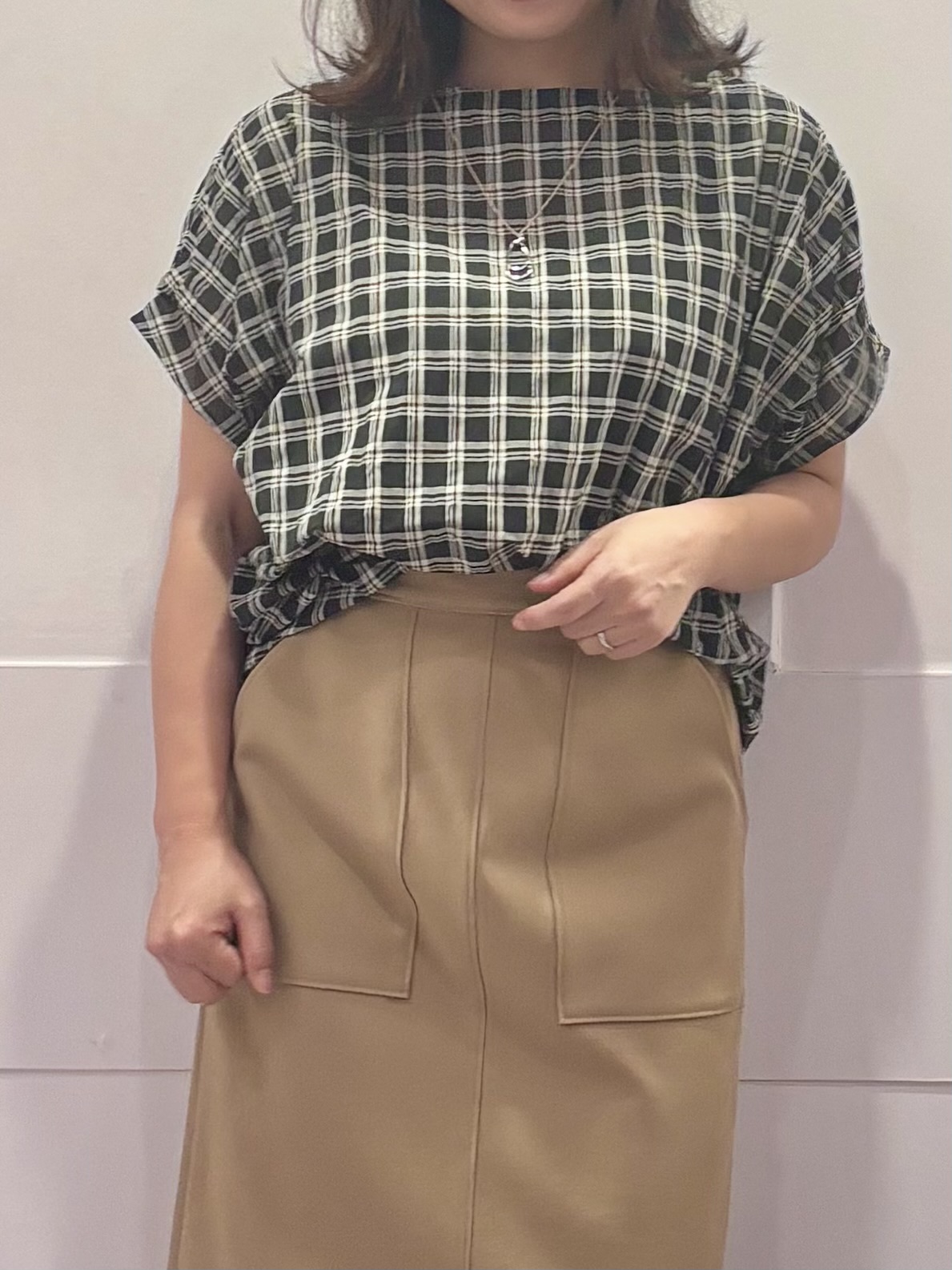 TOKOさんの「UNTITLED｜シアーチェックブラウス」を使ったコーディネート