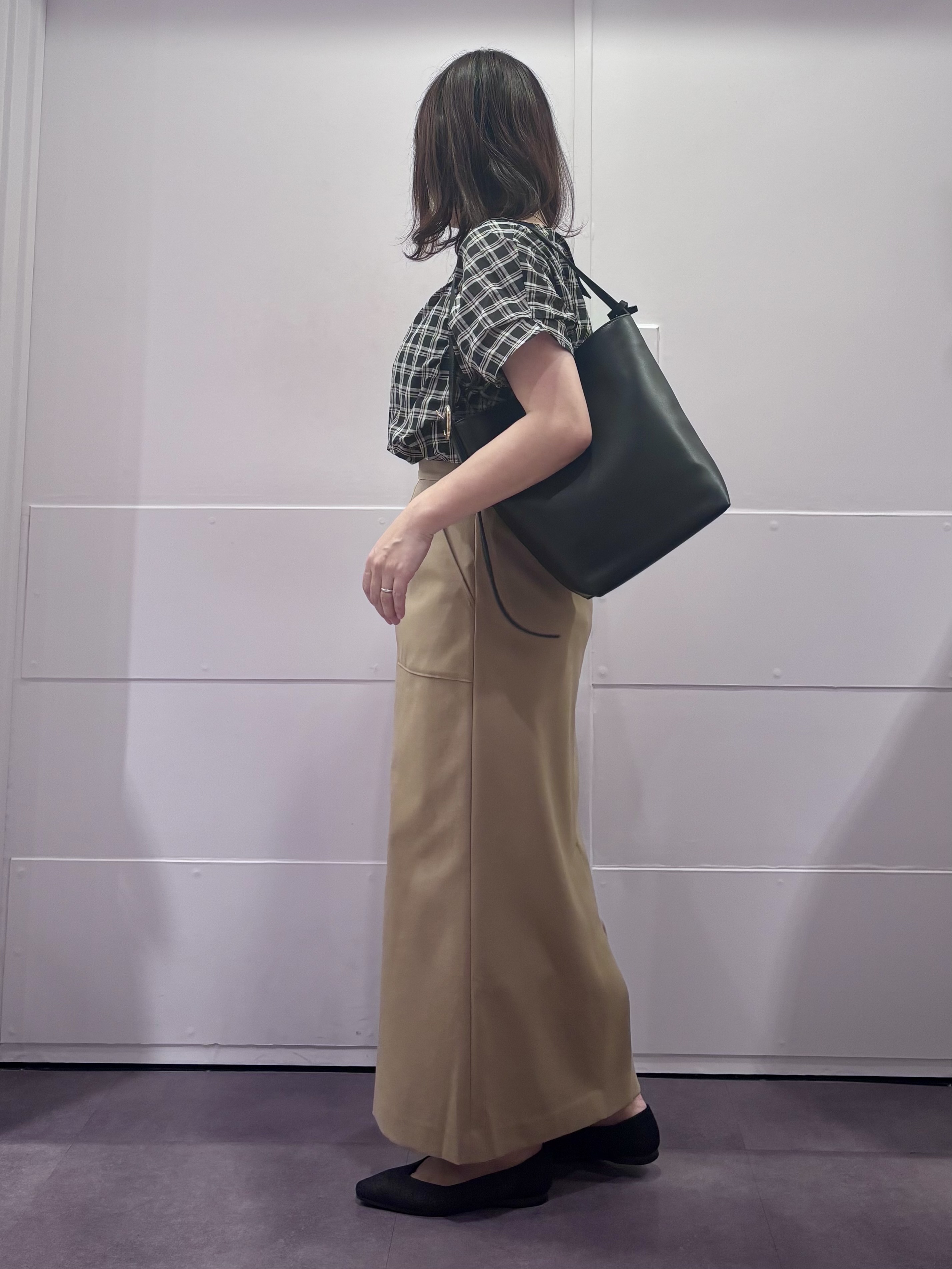 TOKOさんの「UNTITLED｜シアーチェックブラウス」を使ったコーディネート