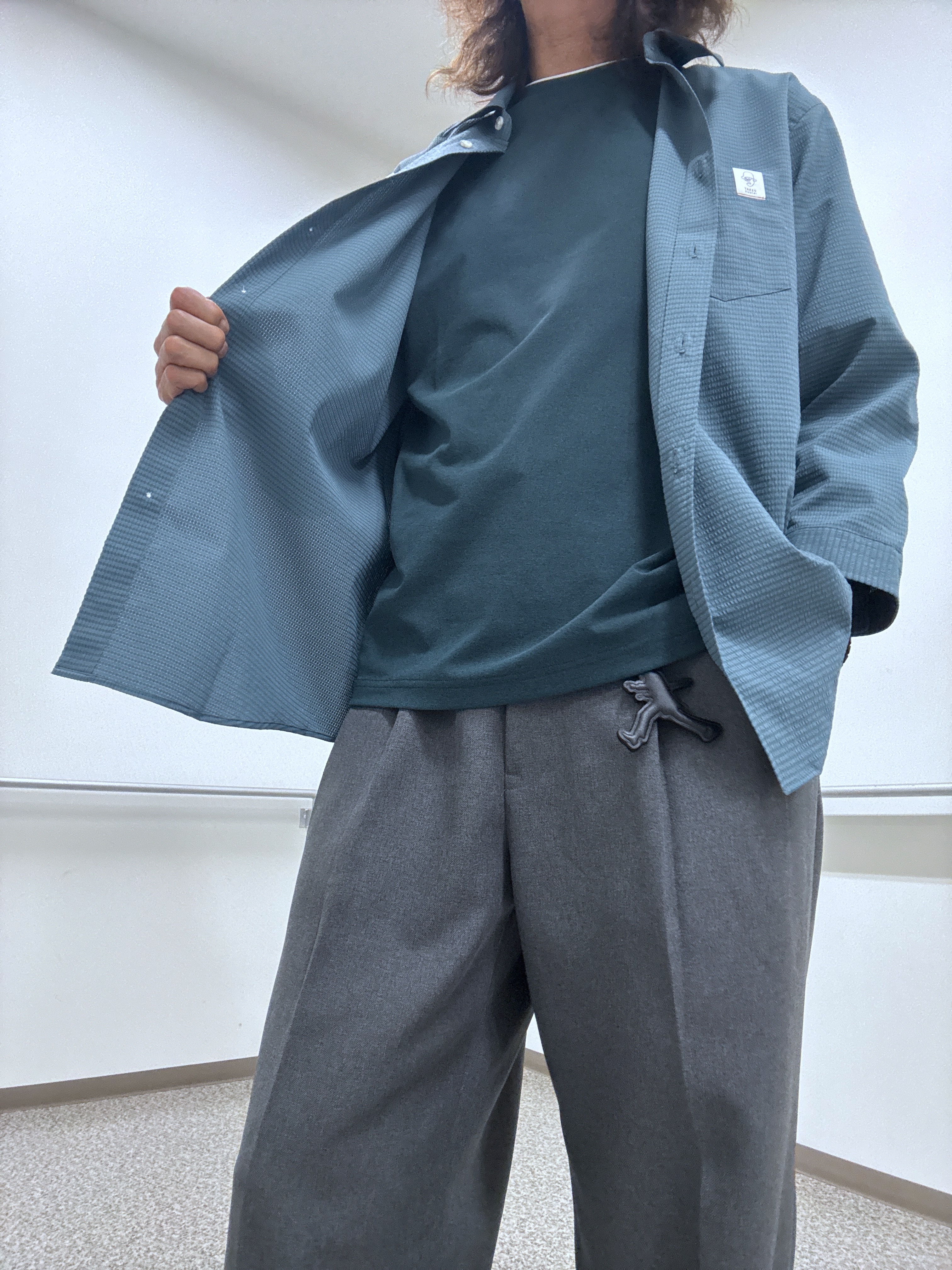 おーのさんの「TAKEO KIKUCHI｜【日本製】JFP DotAir（R）サッカー7分袖シャツ」を使ったコーディネート
