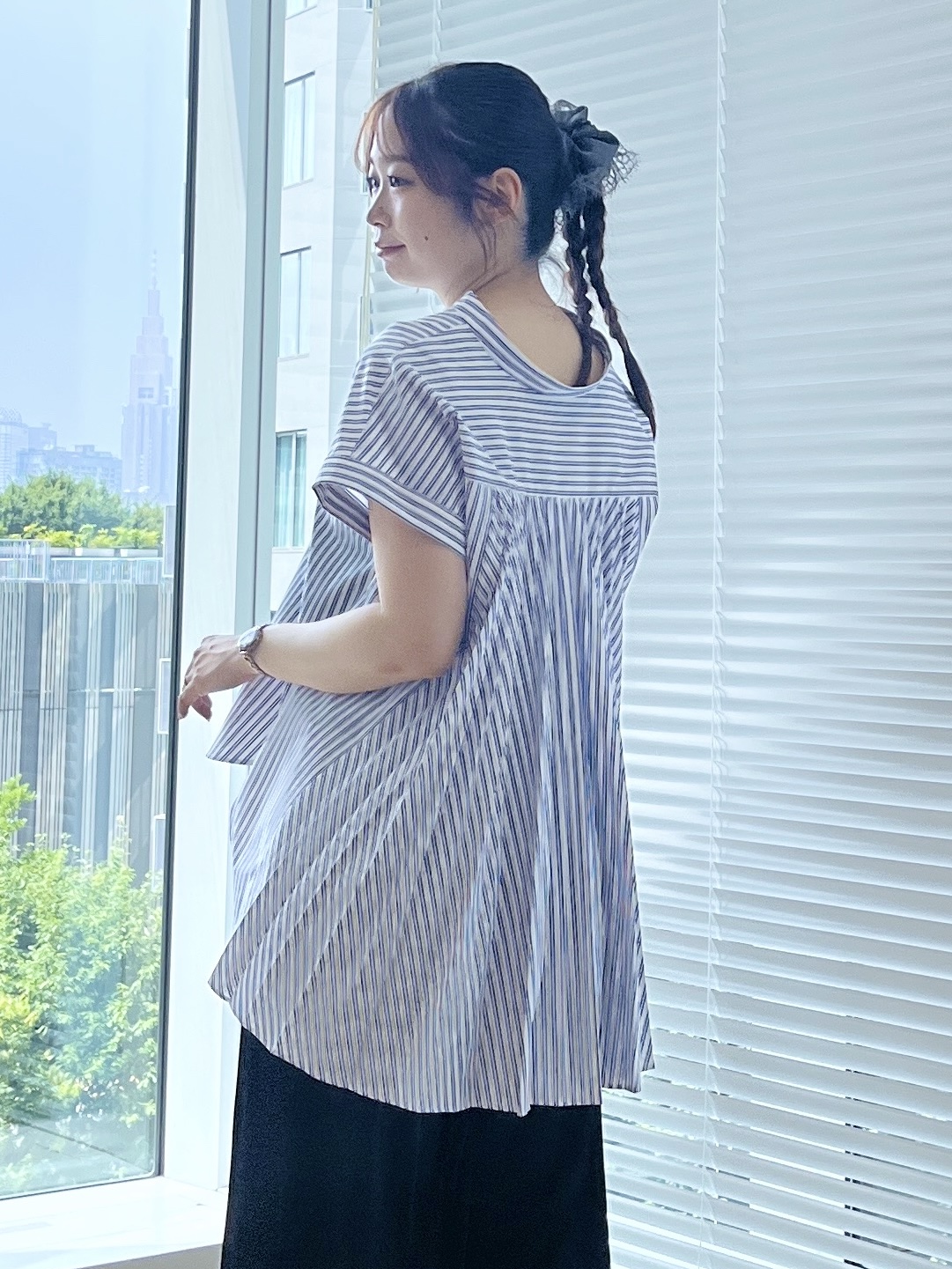 Saekoさんの「UNTITLED｜【吸水速乾/接触冷感】バックプリーツデザインブラウス」を使ったコーディネート