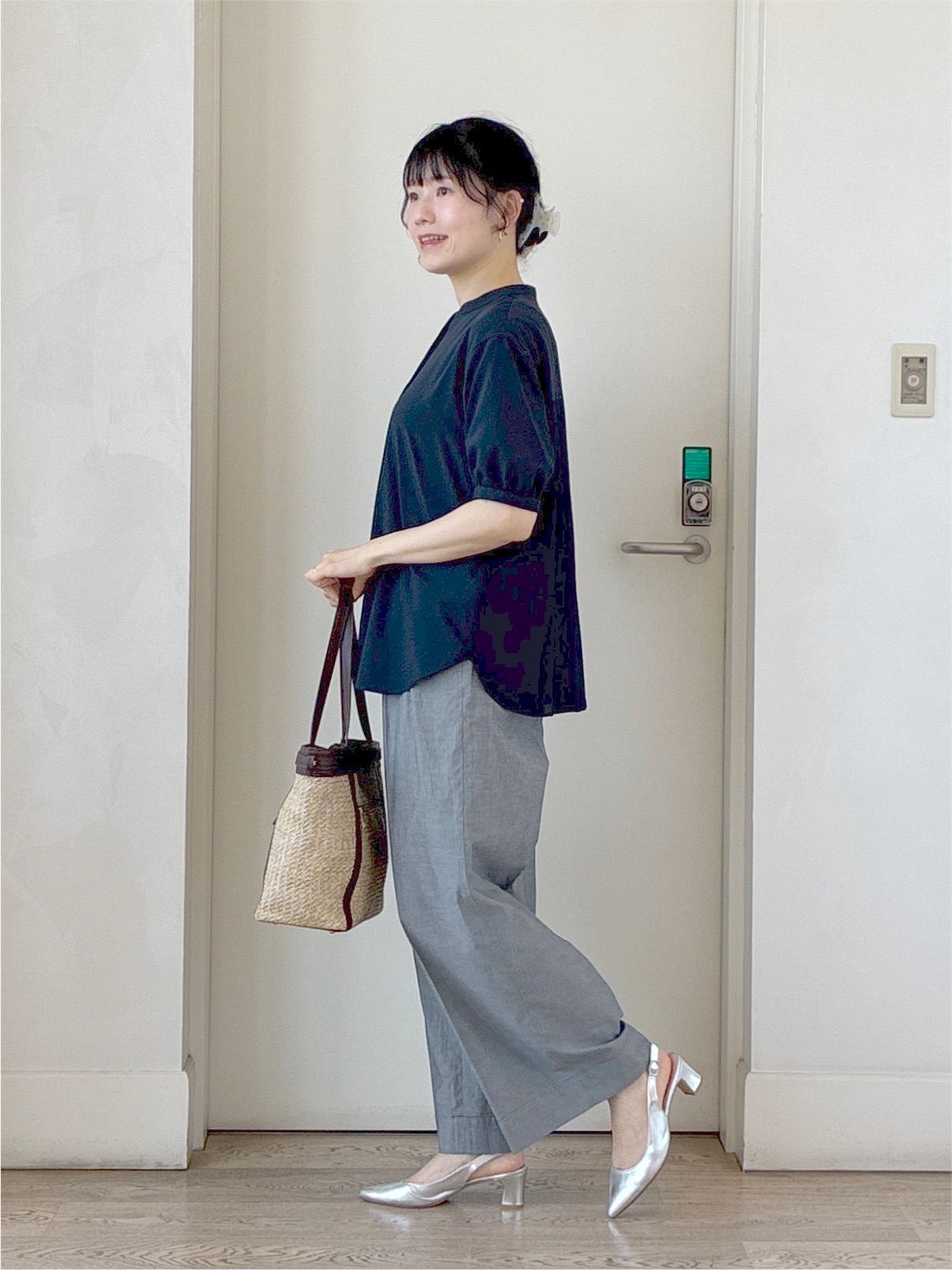  beni_gingerさんの「Reflect｜【手洗い可】異素材ドッキングブラウス」を使ったコーディネート