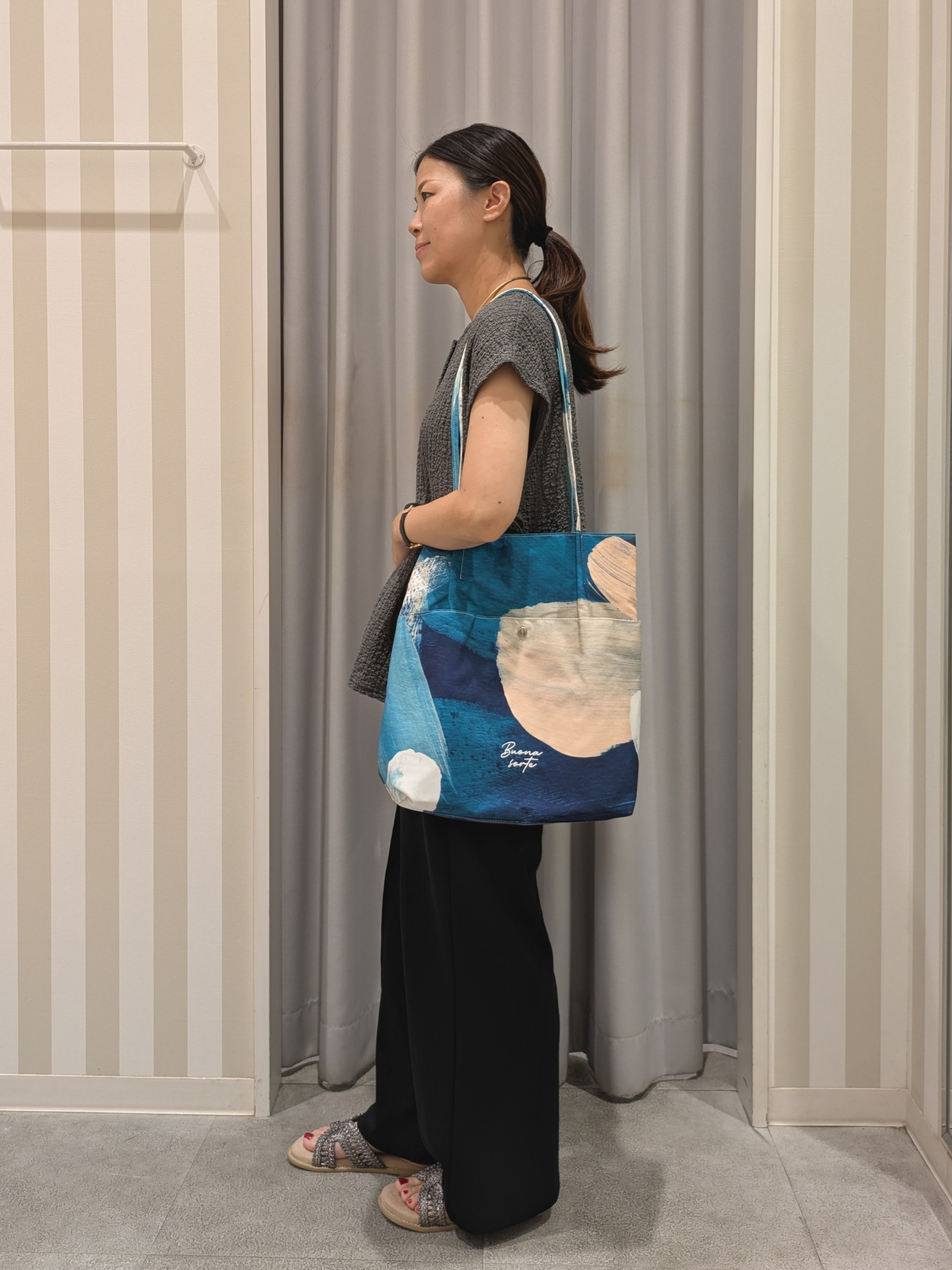 𝐂𝐡𝐢𝐢 &hearts;(ちー)さんの「SHOO･LA･RUE｜ポコポコ素材 ペプラムプルオーバーアソート」を使ったコーディネート