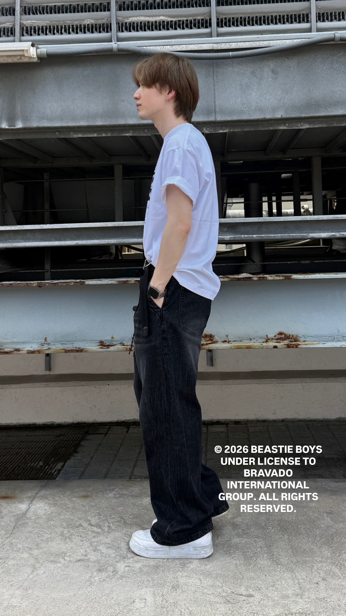 カネダさんの「tk.TAKEO KIKUCHI｜ワイドストレートレッグデニム」を使ったコーディネート
