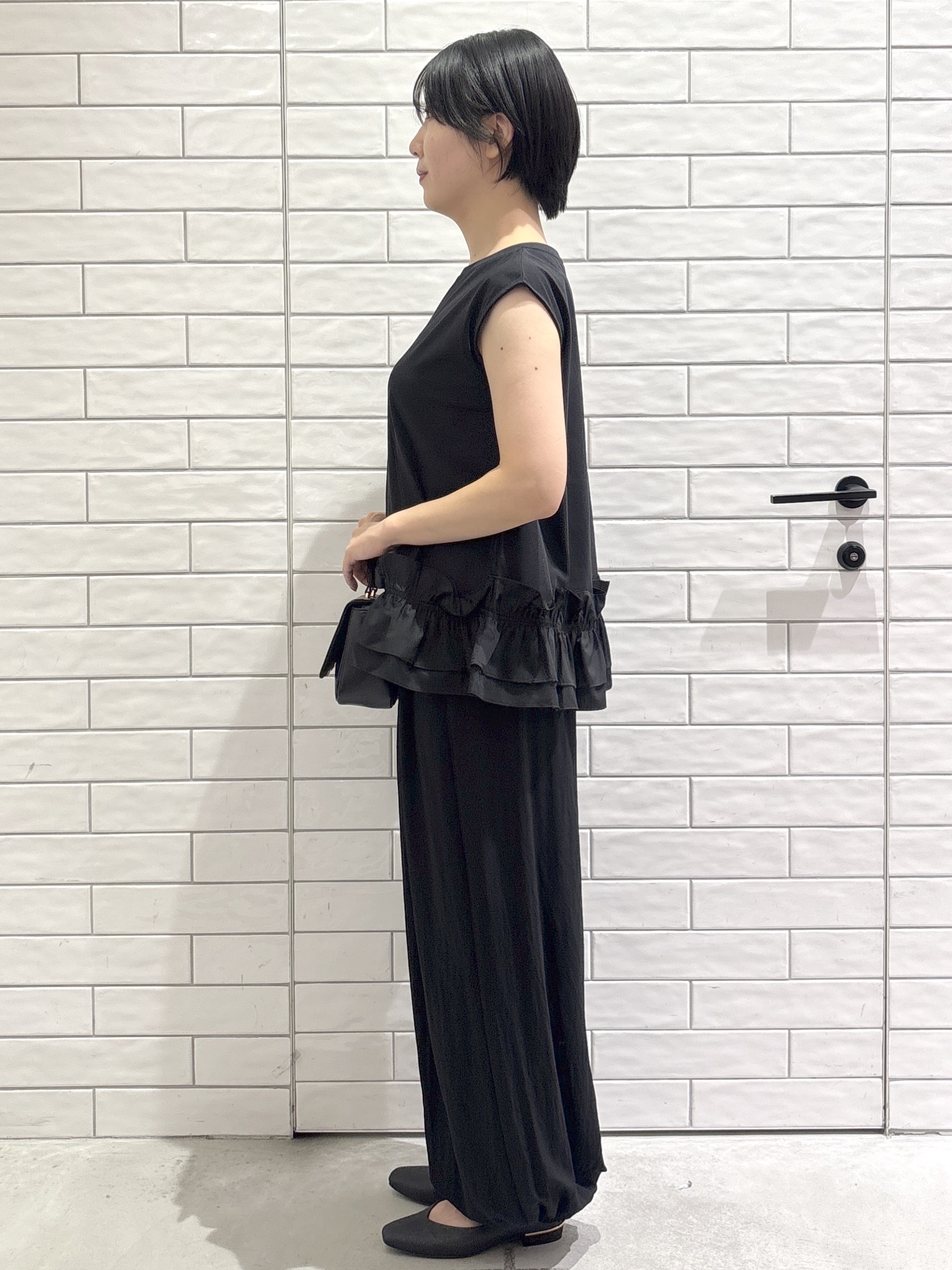 ayumiさんの「OPAQUE.CLIP｜裾フリルドッキングカットソー【洗濯機OK】」を使ったコーディネート
