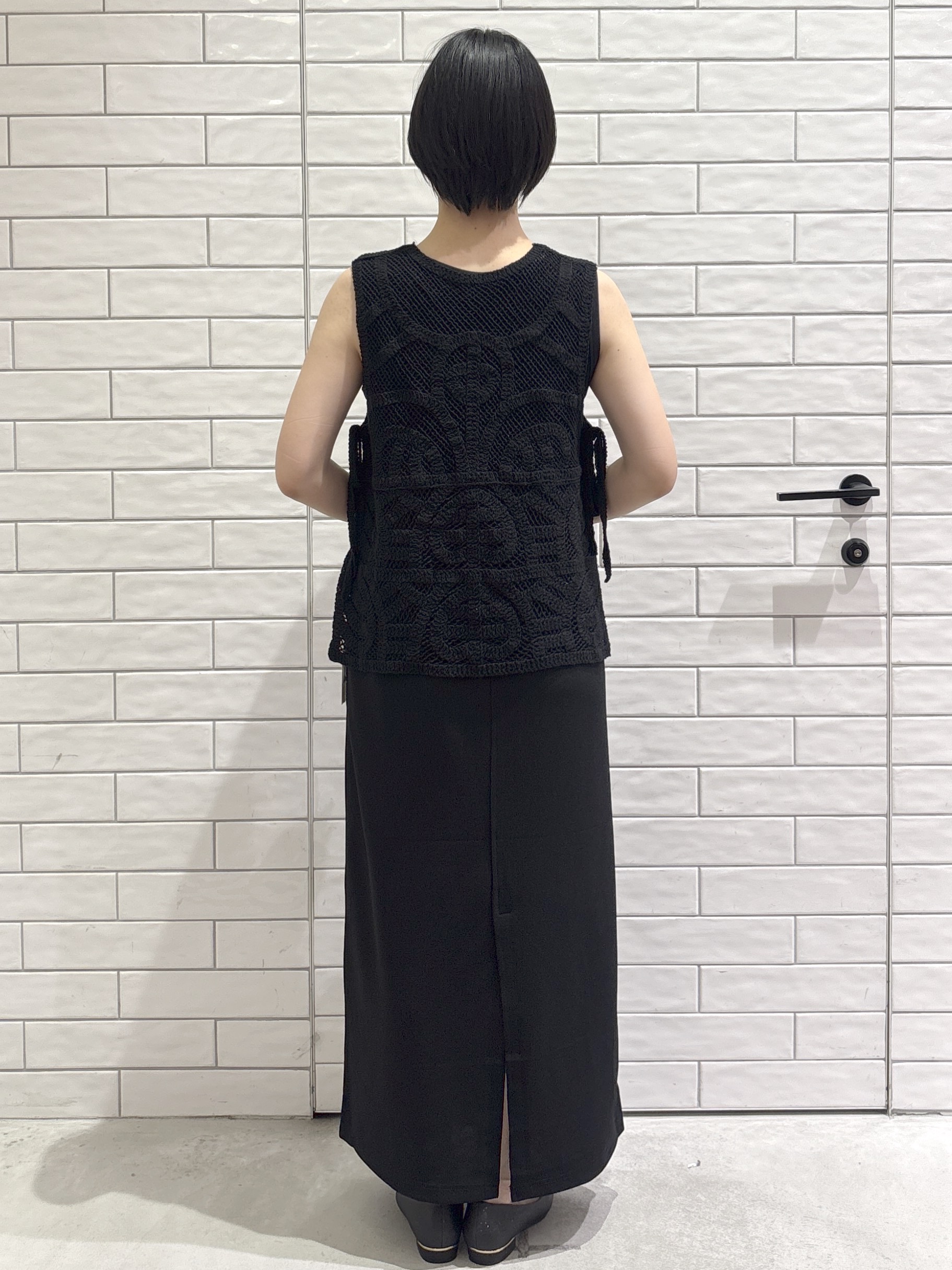 ayumiさんの「OPAQUE.CLIP｜カギ針風ベスト【洗濯機OK】」を使ったコーディネート