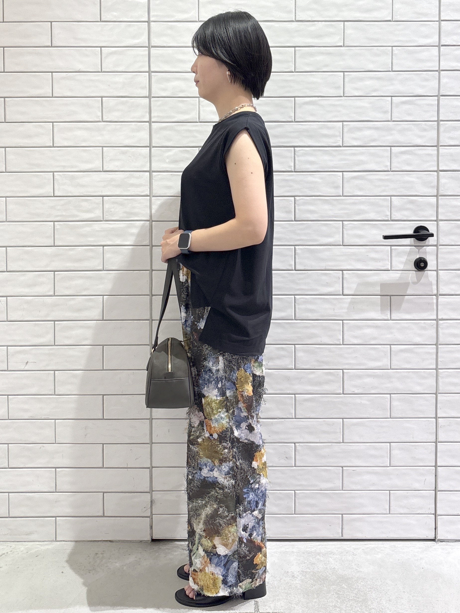 ayumiさんの「OPAQUE.CLIP｜【UV／接触冷感】スーパーアイス ノースリーブカットソー《洗濯機OK》」を使ったコーディネート