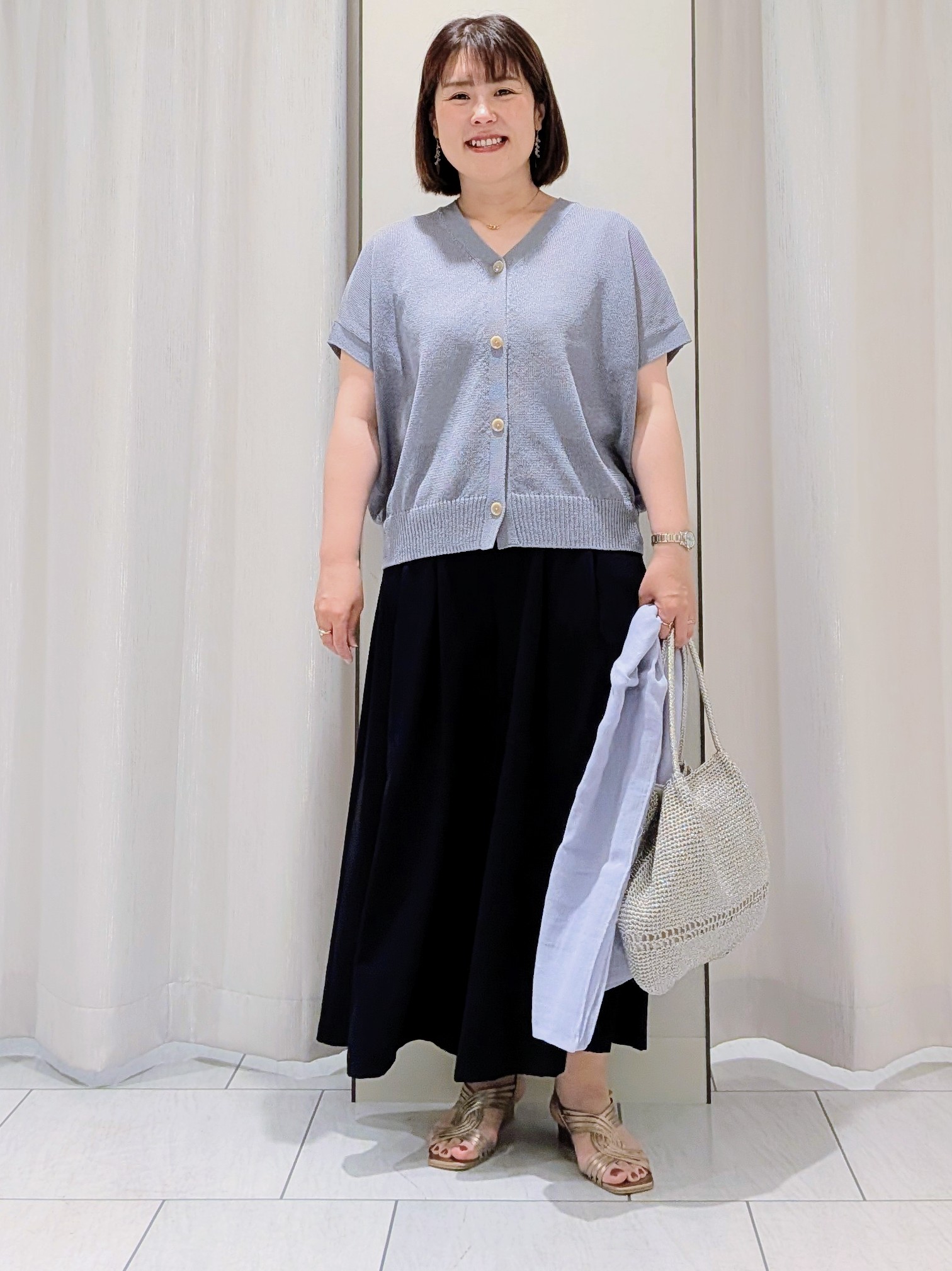 Onumaさんの「UNTITLED｜【洗える/清涼感】ドライタッチスリーブレスカーディガン」を使ったコーディネート
