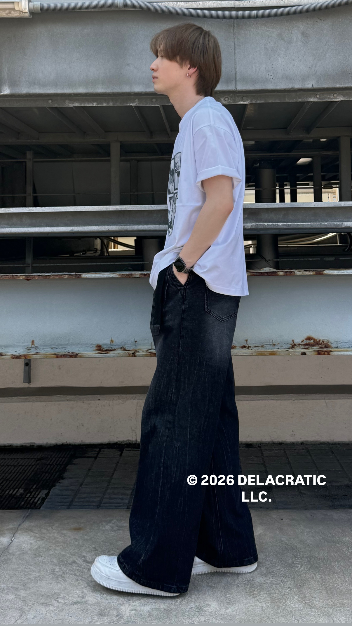 カネダさんの「tk.TAKEO KIKUCHI｜ワイドストレートレッグデニム」を使ったコーディネート