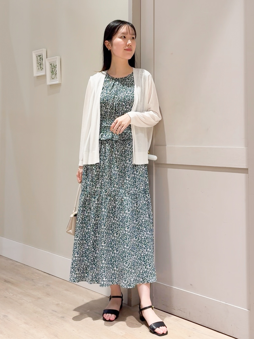 Mayuさんの「grove｜高評価！【接触冷感／UVカットetc】ベーシックショートカーディガン」を使ったコーディネート