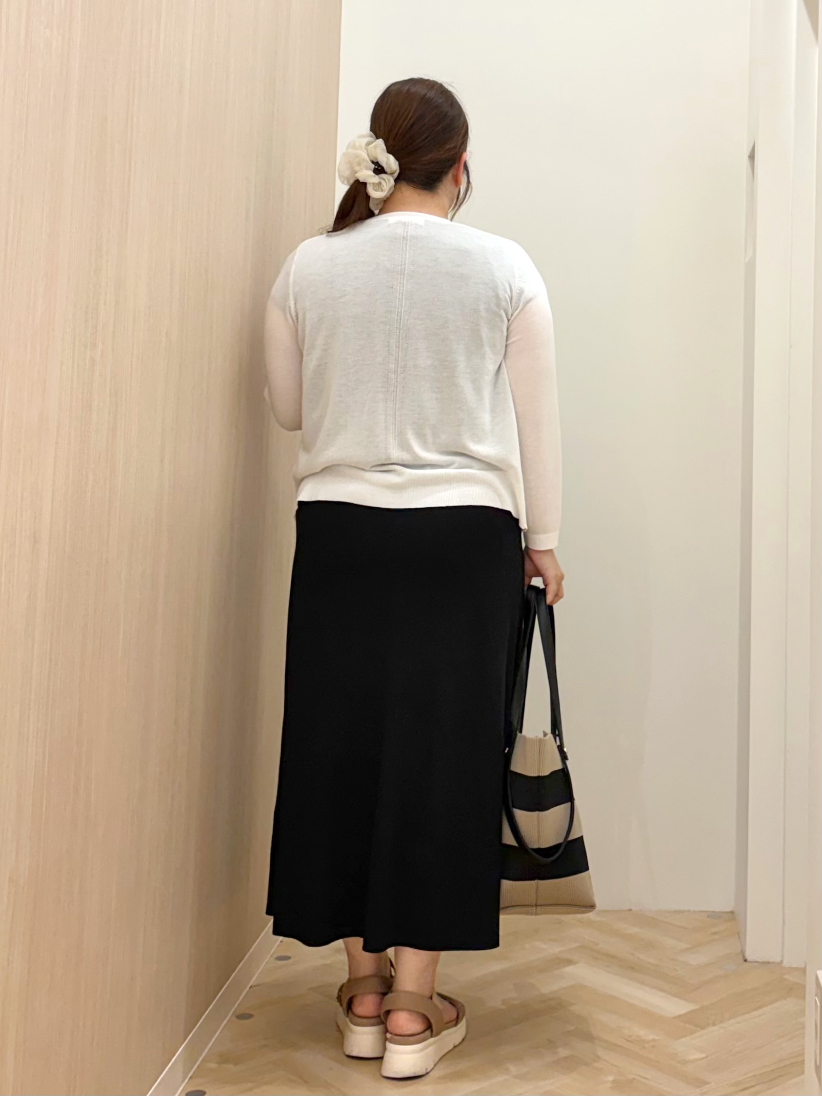 akariさんの「grove｜高評価！【接触冷感／UVカットetc】ベーシックショートカーディガン」を使ったコーディネート