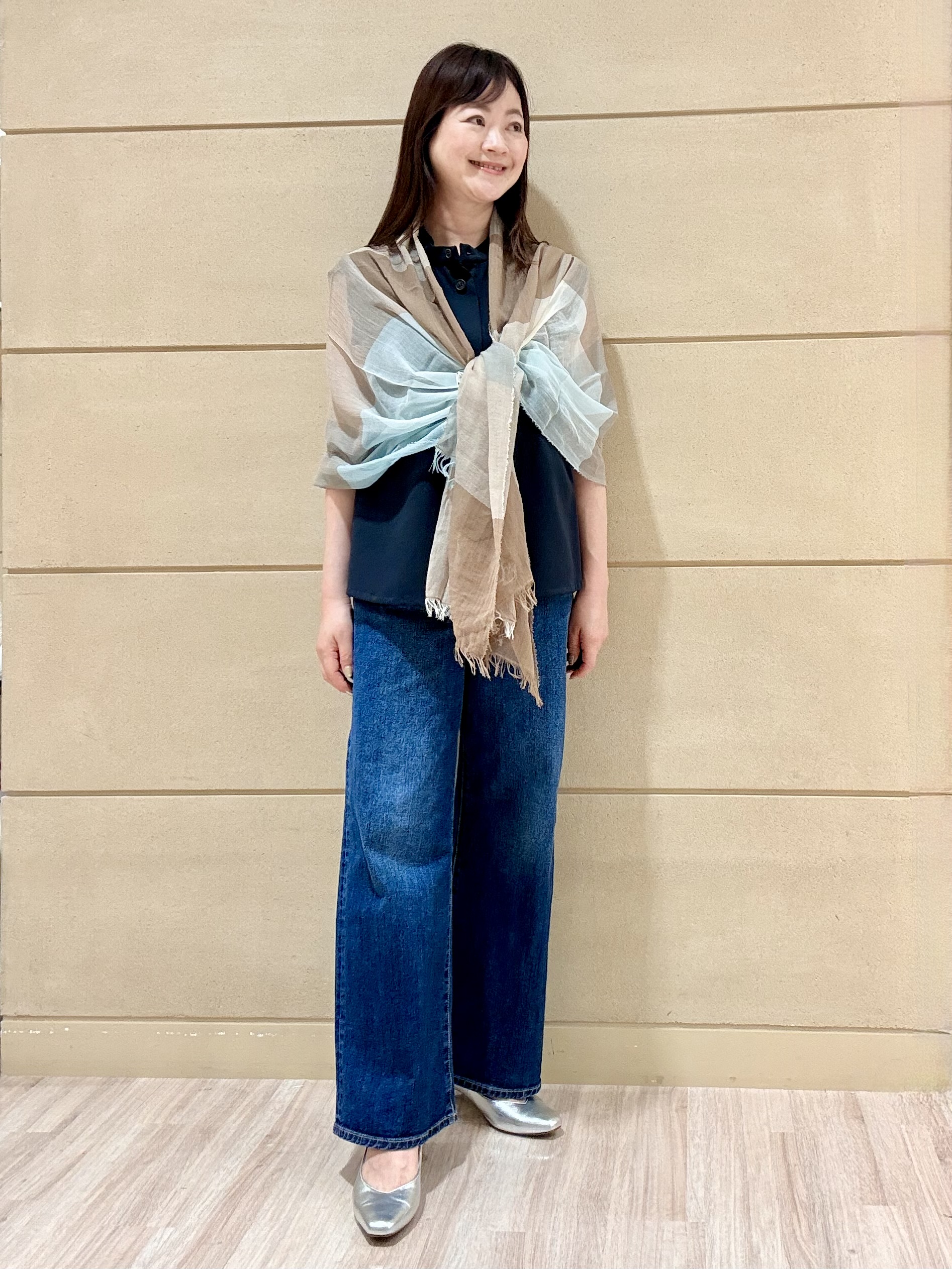 Marさんの「Reflect｜リネンライクスタンドネックジレ」を使ったコーディネート