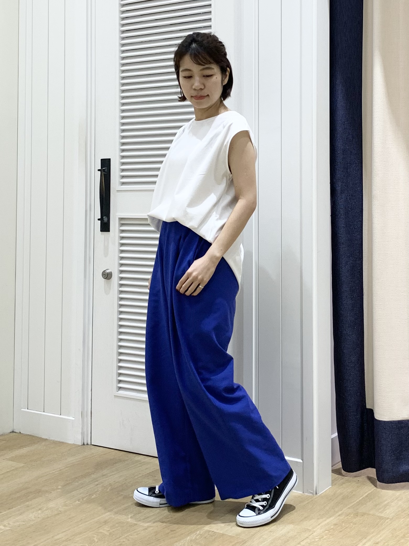 IMARIさんの「Dessin｜【接触冷感/UVカット】美光沢ノースリーブカットソー」を使ったコーディネート
