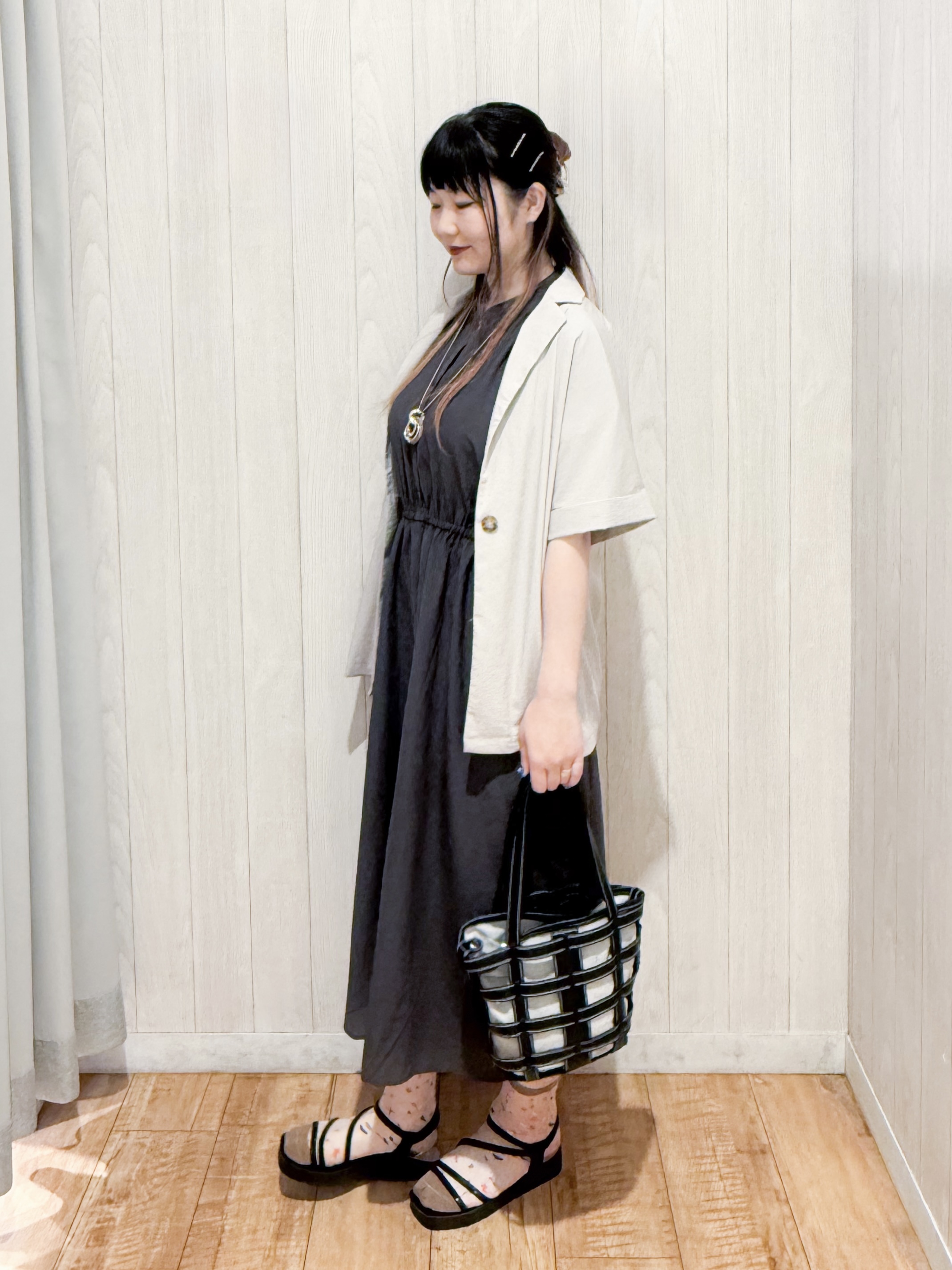 愛さんの「SHOO･LA･RUE｜【高レビュー/洗濯機可/セットアップ可】軽凛(かろりん) ひんやり半袖ジャケット」を使ったコーディネート