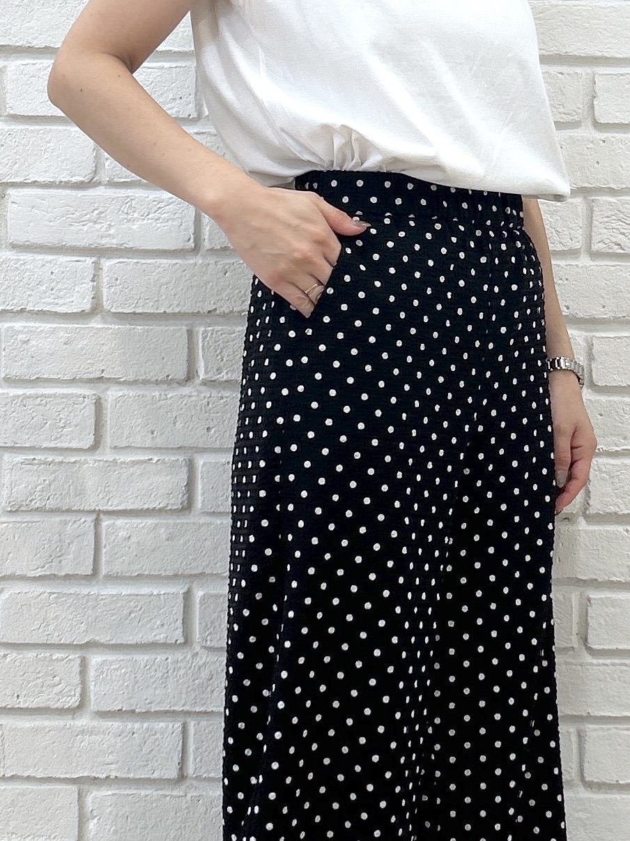 Kaiさんの「Dessin｜【接触冷感/UVカット】美光沢ノースリーブカットソー」を使ったコーディネート