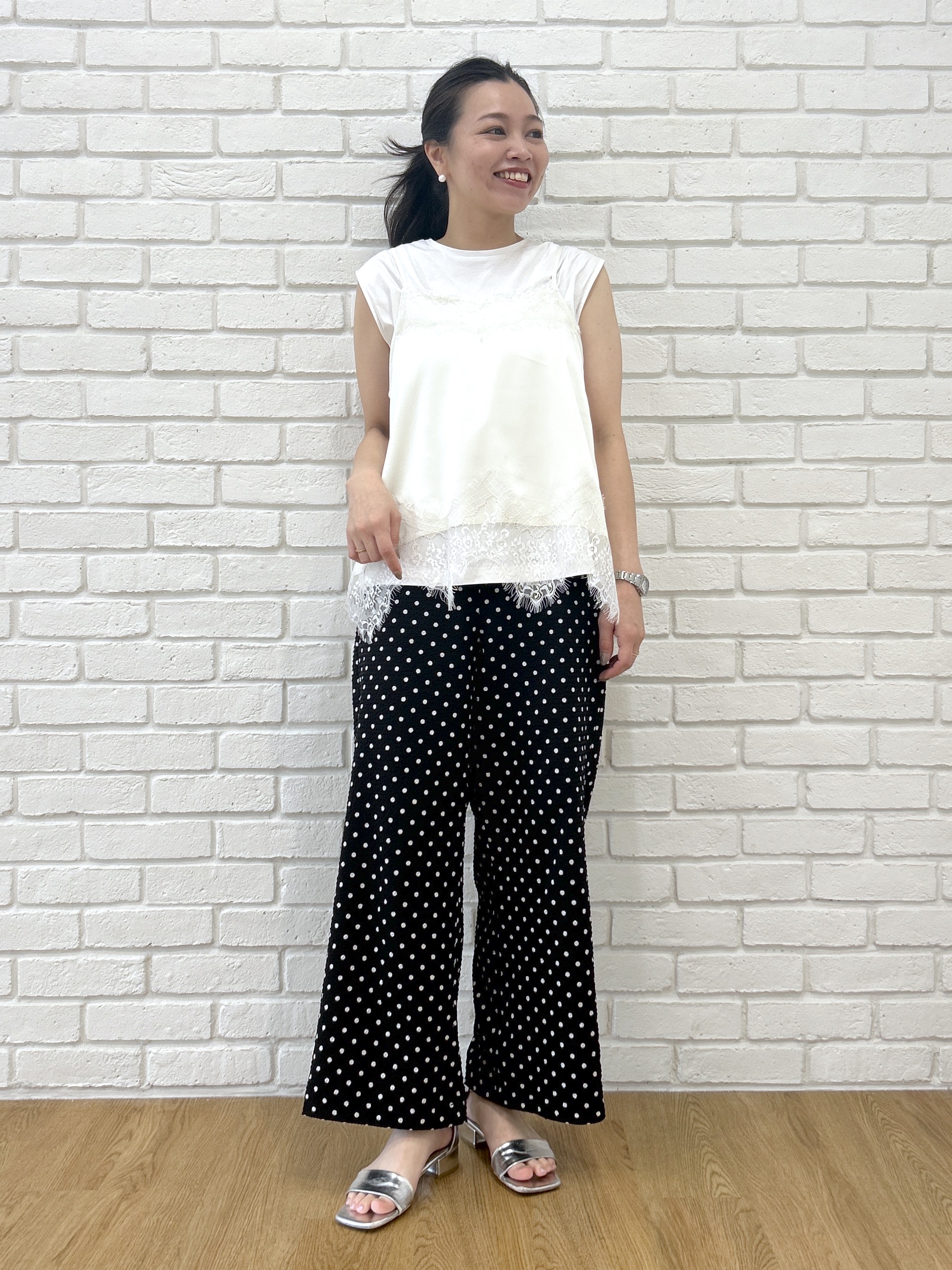 Kaiさんの「Dessin｜【接触冷感/UVカット】美光沢ノースリーブカットソー」を使ったコーディネート
