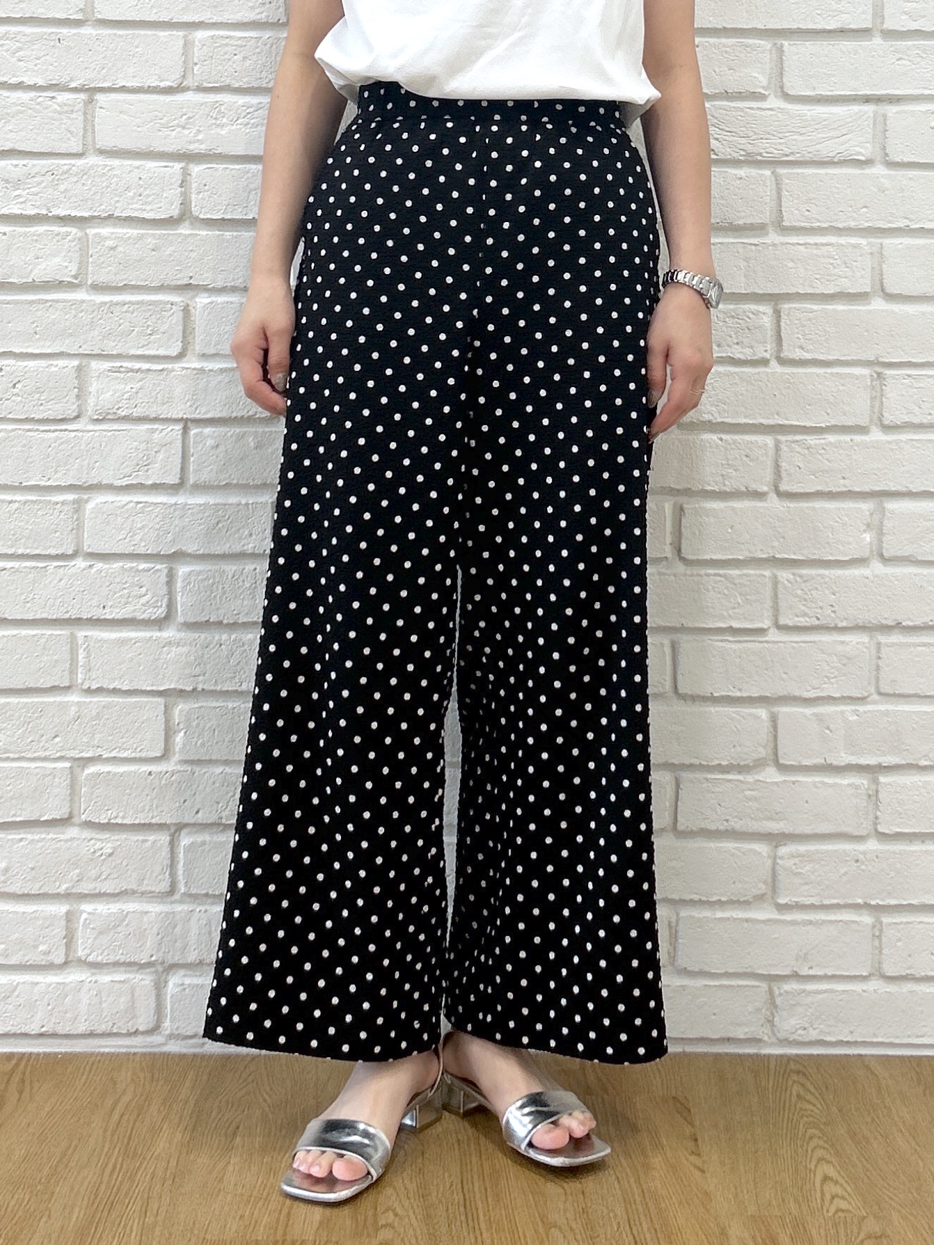 Kaiさんの「Dessin｜【接触冷感/UVカット】美光沢ノースリーブカットソー」を使ったコーディネート