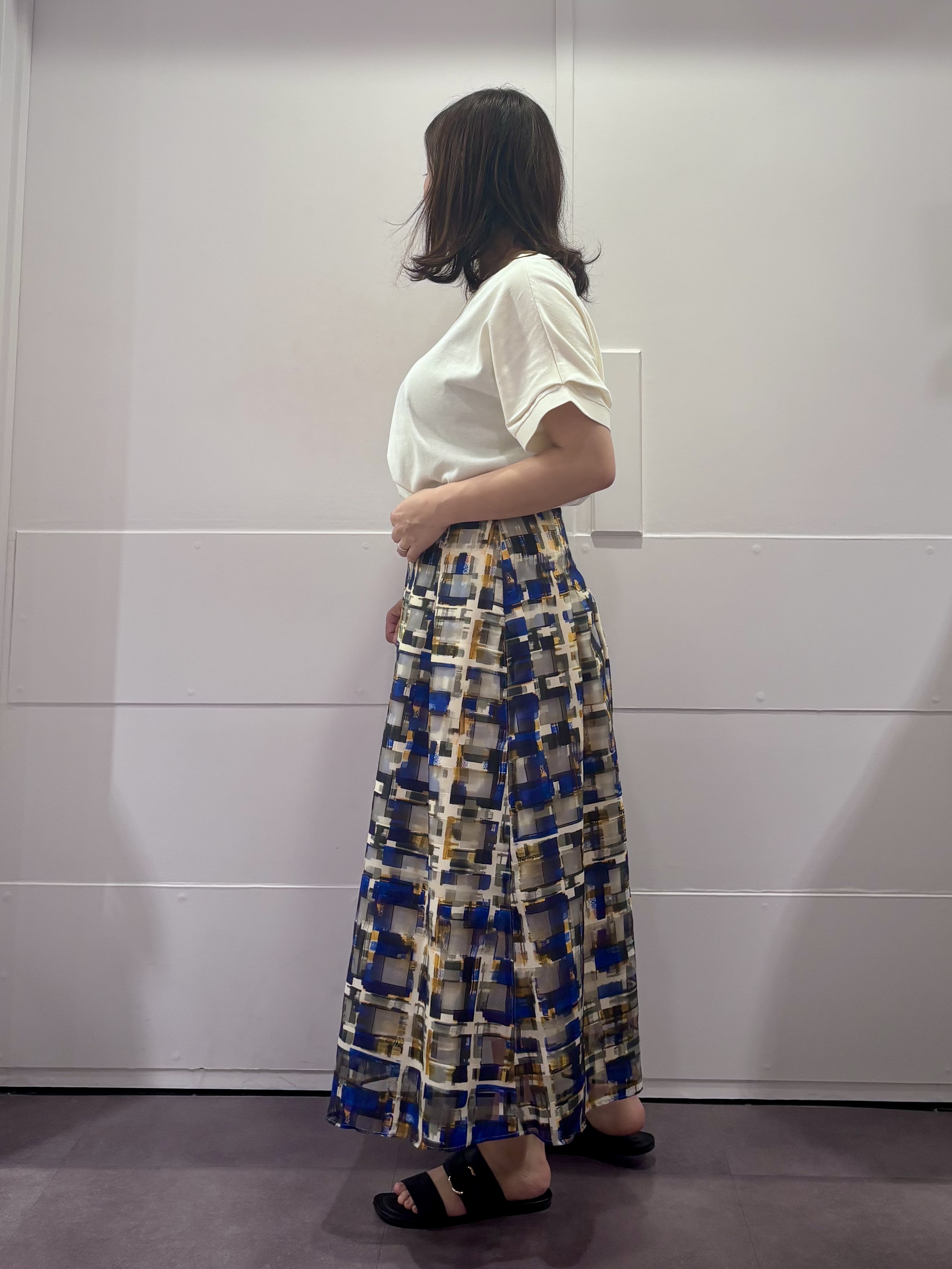 TOKOさんの「UNTITLED｜【肌に張り付かない/前後2WAY】ドライタッチコットンプルオーバー」を使ったコーディネート