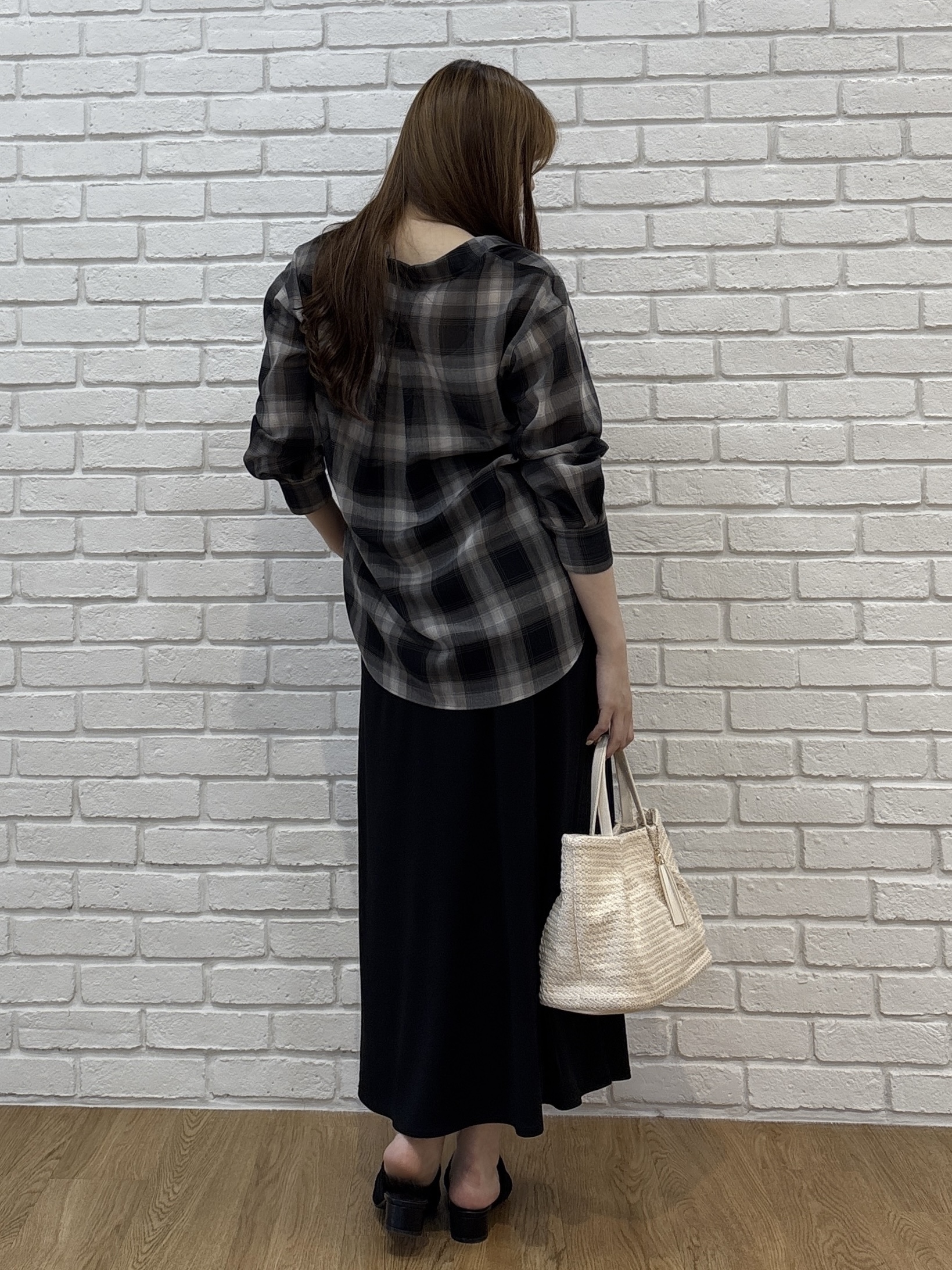 sayaさんの「grove｜【持続冷感/SET UP可】ひんやりポンチシリーズ／リラクシーAラインスカート」を使ったコーディネート