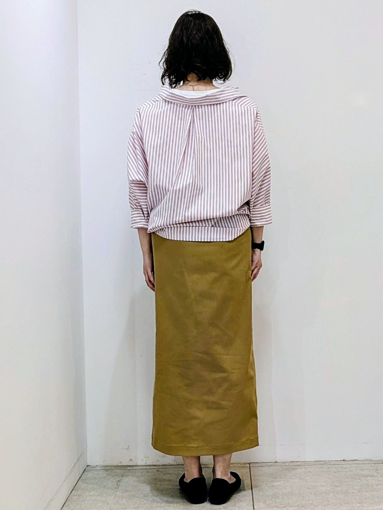 いこさんの「UNTITLED｜【接触冷感/吸水速乾/UVカット】ドルマンスリーブシャツ」を使ったコーディネート
