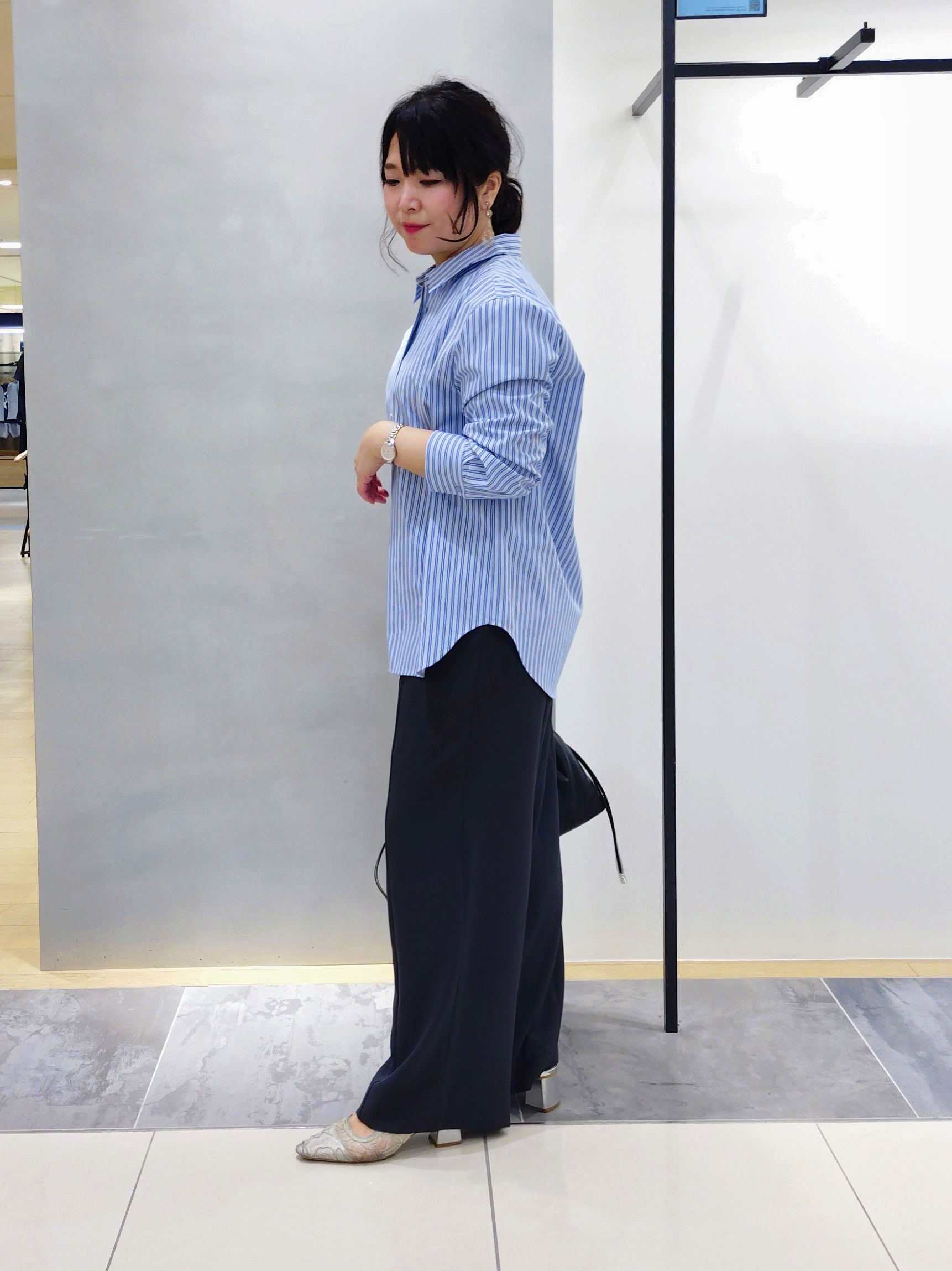 TOMOMIさんの「INDIVI｜【着る日傘】イージーワイドパンツ」を使ったコーディネート