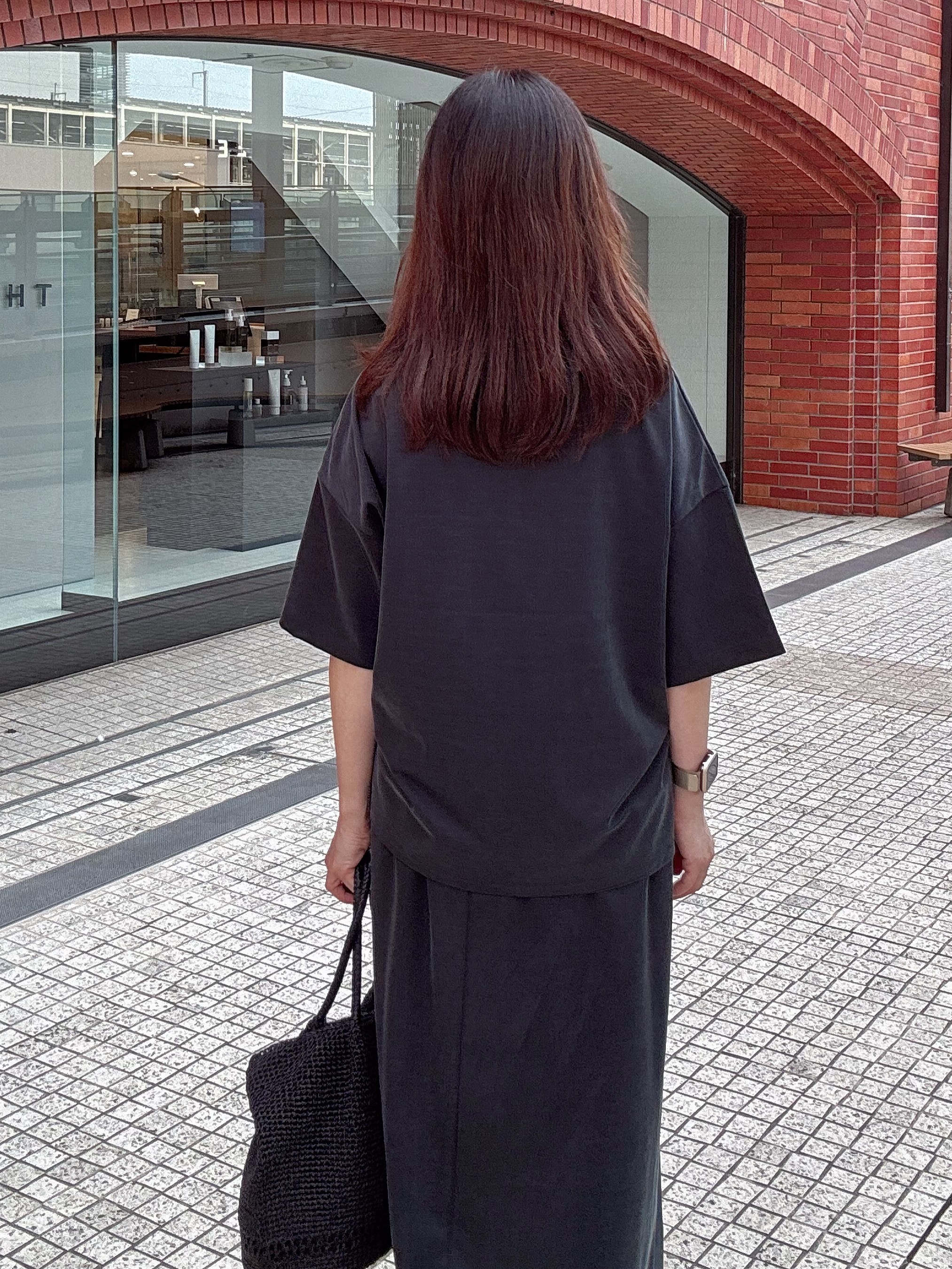 makiさんの「UNTITLED｜【セットアップ可/接触冷感】ヴィンテージライクプルオーバー」を使ったコーディネート
