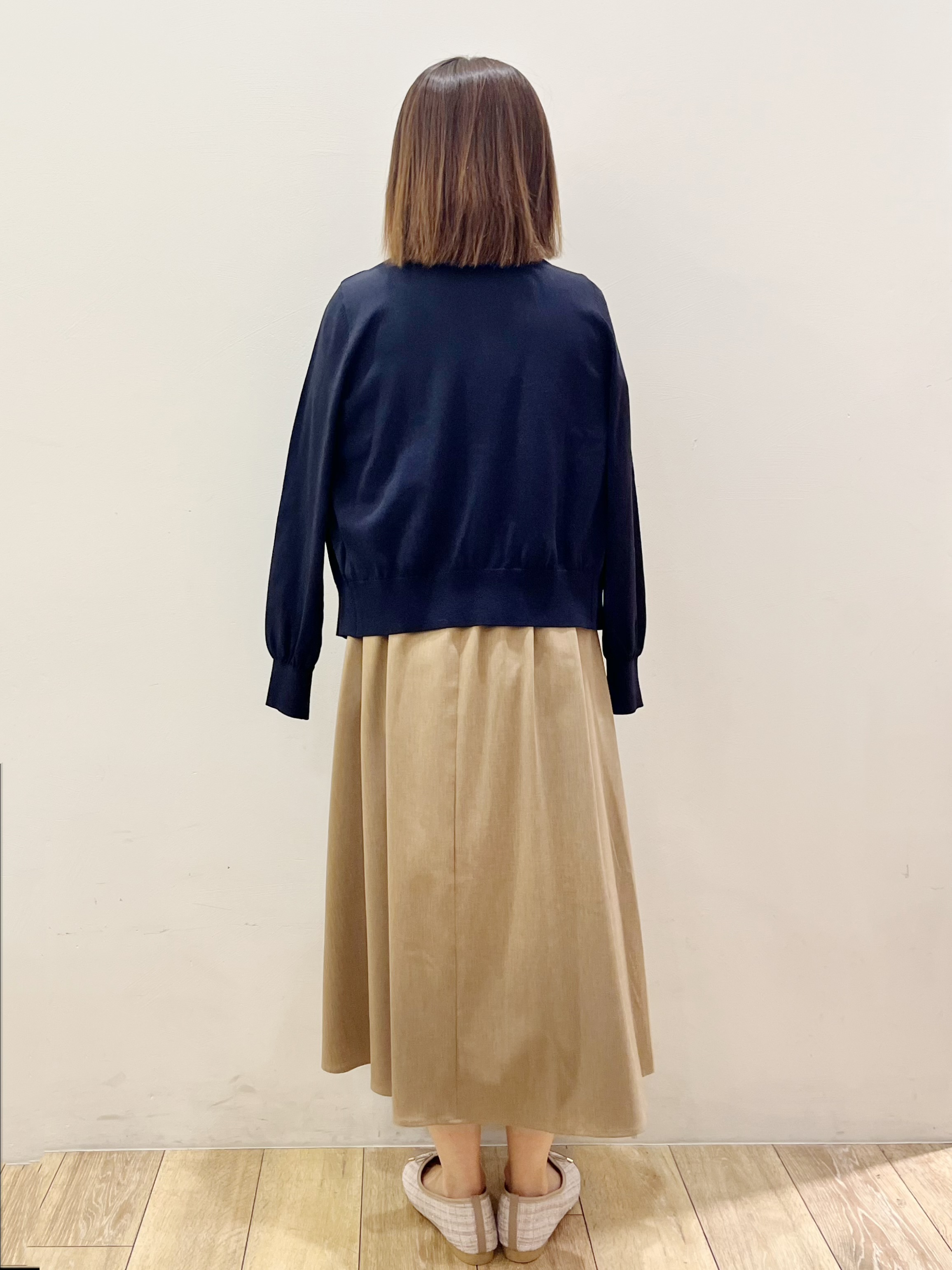 kcさんの「OPAQUE.CLIP｜【遮熱／UVケア】外気の熱を感じにくい！クルーネックカーディガン《洗濯機OK／抗ピリング／6col》」を使ったコーディネート