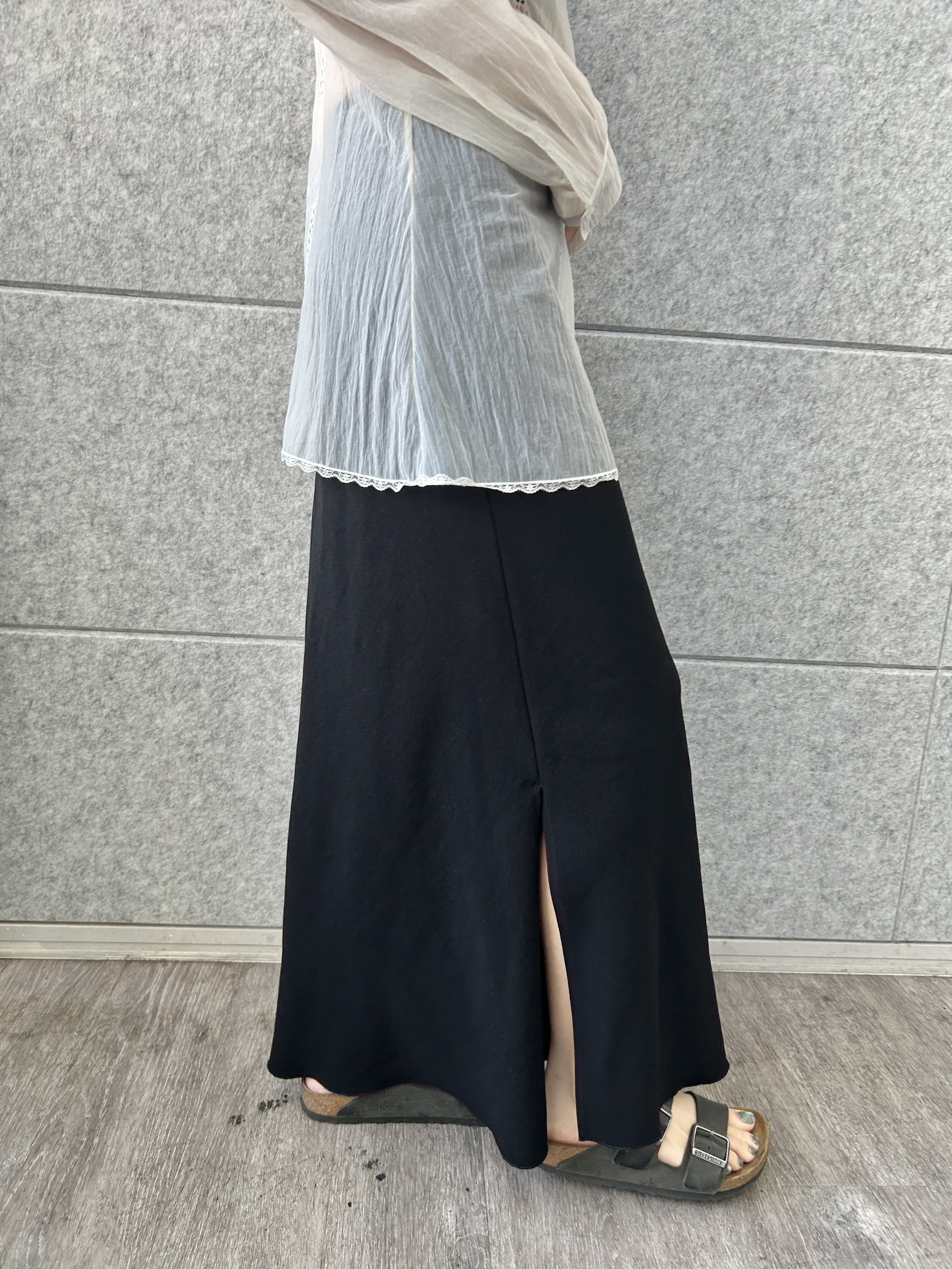 harunaさんの「CODE A｜【ReRe】easy－fit long skirt」を使ったコーディネート