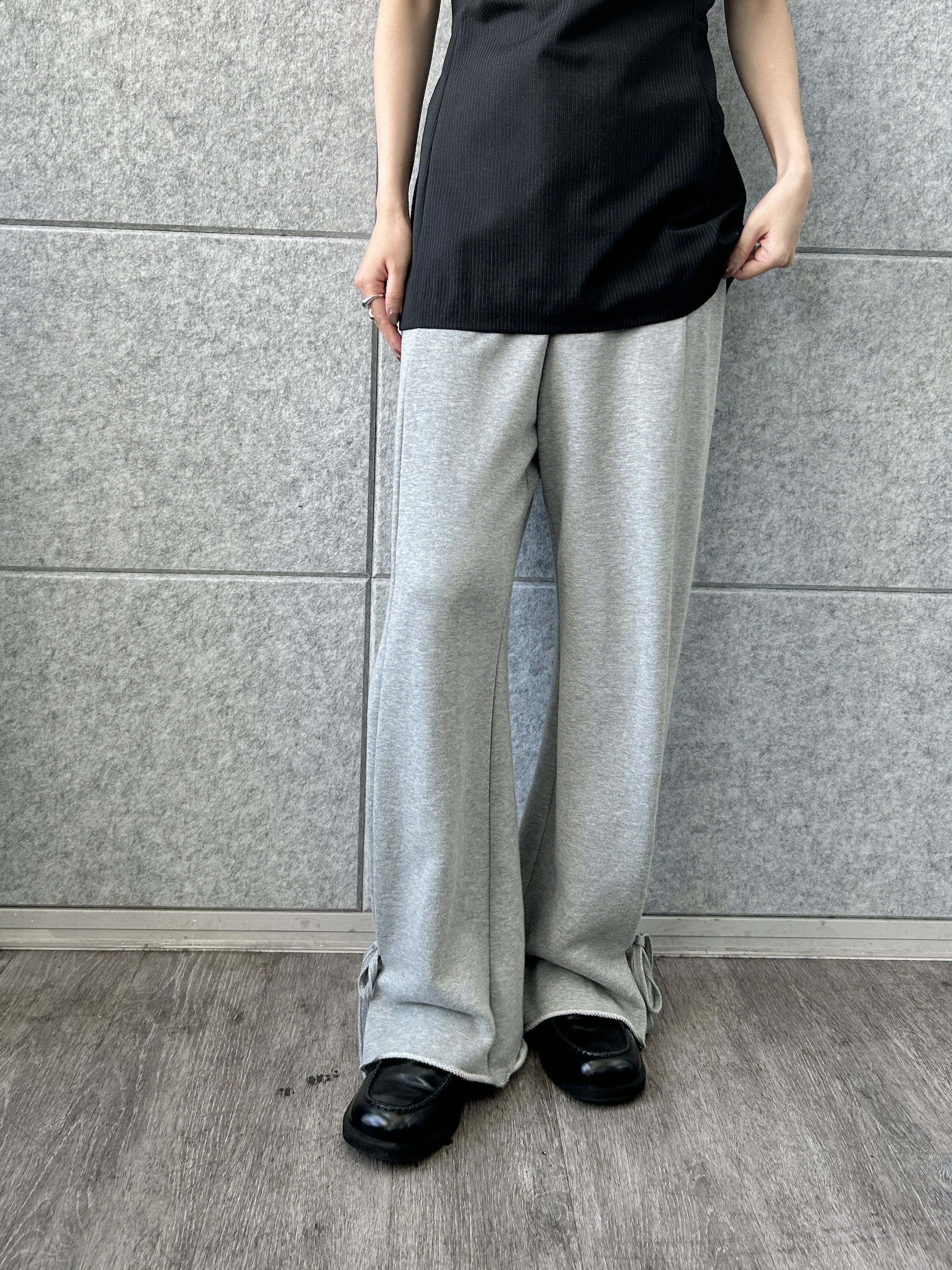 harunaさんの「CODE A｜【Re】ribbon sweat pants」を使ったコーディネート