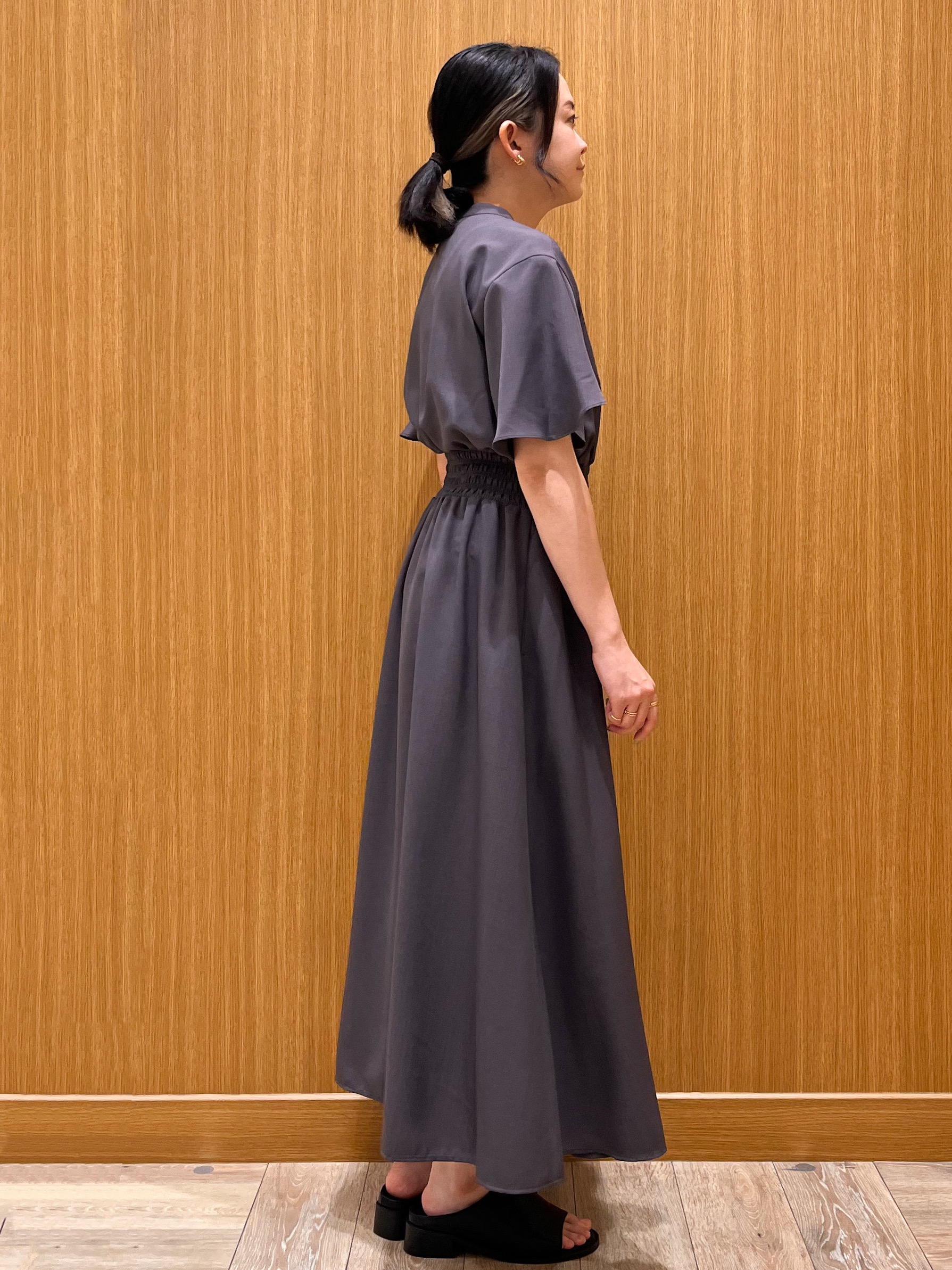 aさんの「OPAQUE.CLIP｜スキッパーシャツワンピース【洗濯機OK／イージーアイロン】」を使ったコーディネート