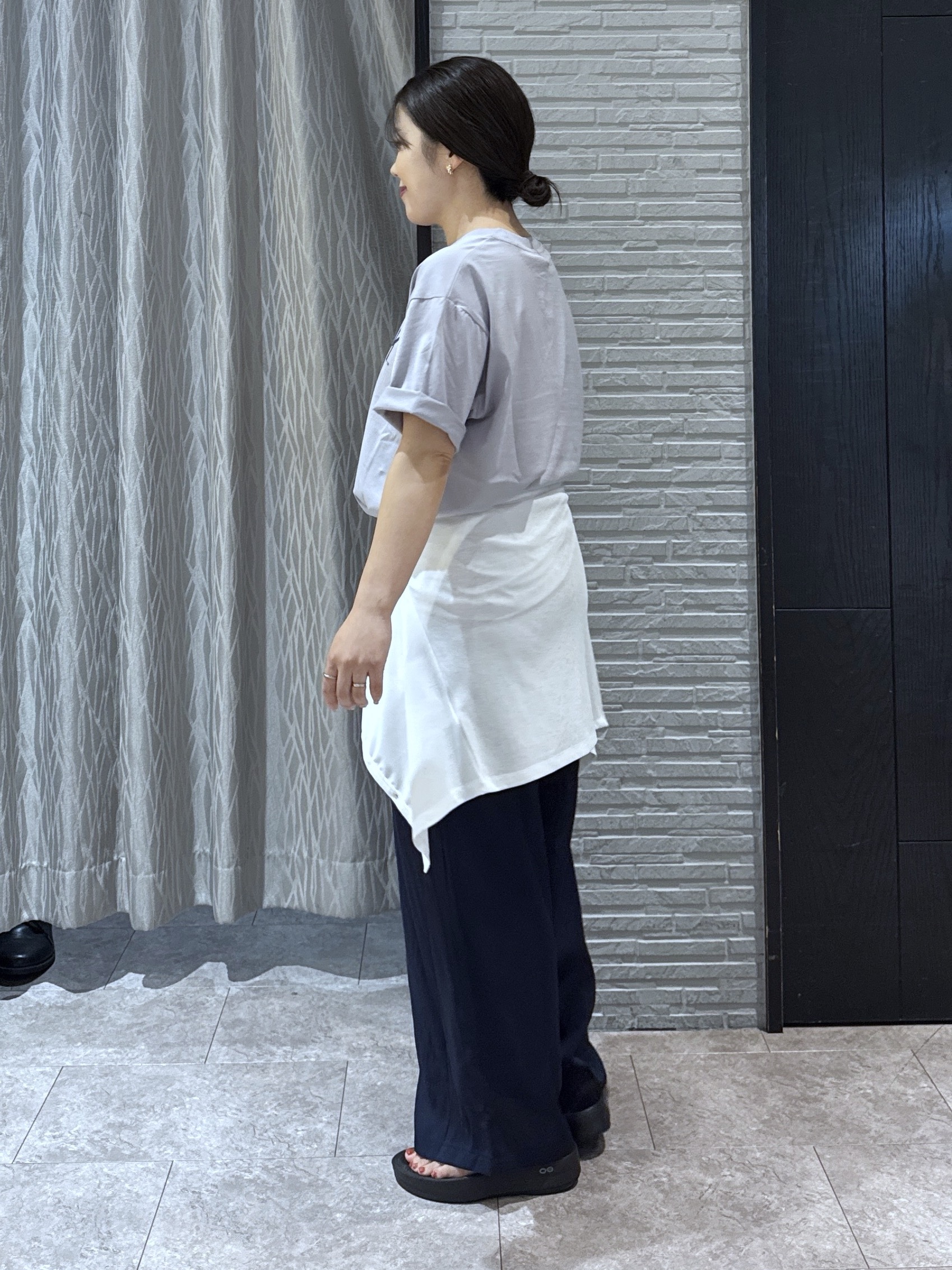 chさんの「THE SHOP TK｜【Disney】【MLB】スペシャルデザイン半袖Tシャツ」を使ったコーディネート