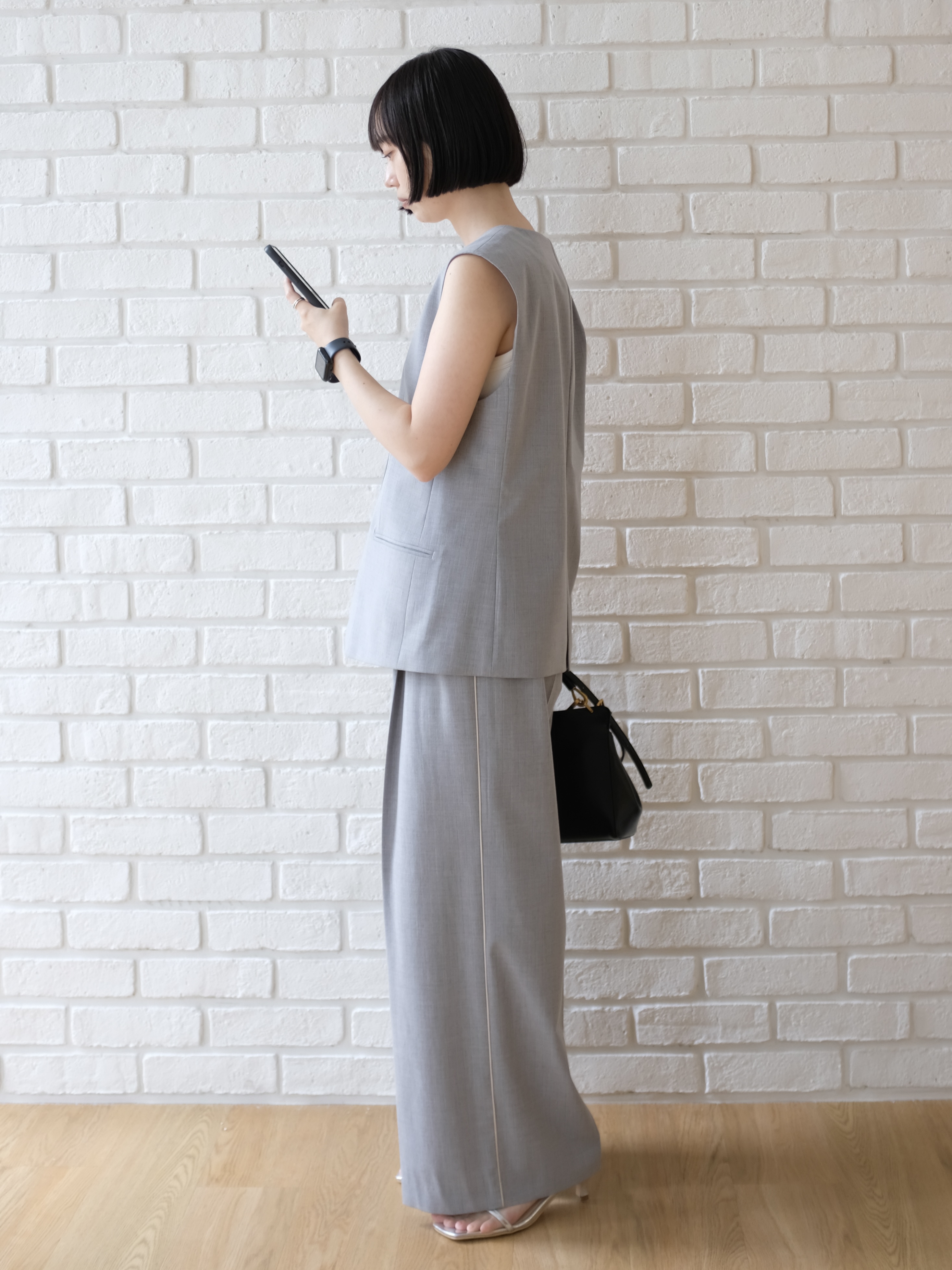 Kishimotoさんの「DRESSTERIOR｜【セットアップ可/ウォッシャブル】セットアップストライプジレ」を使ったコーディネート