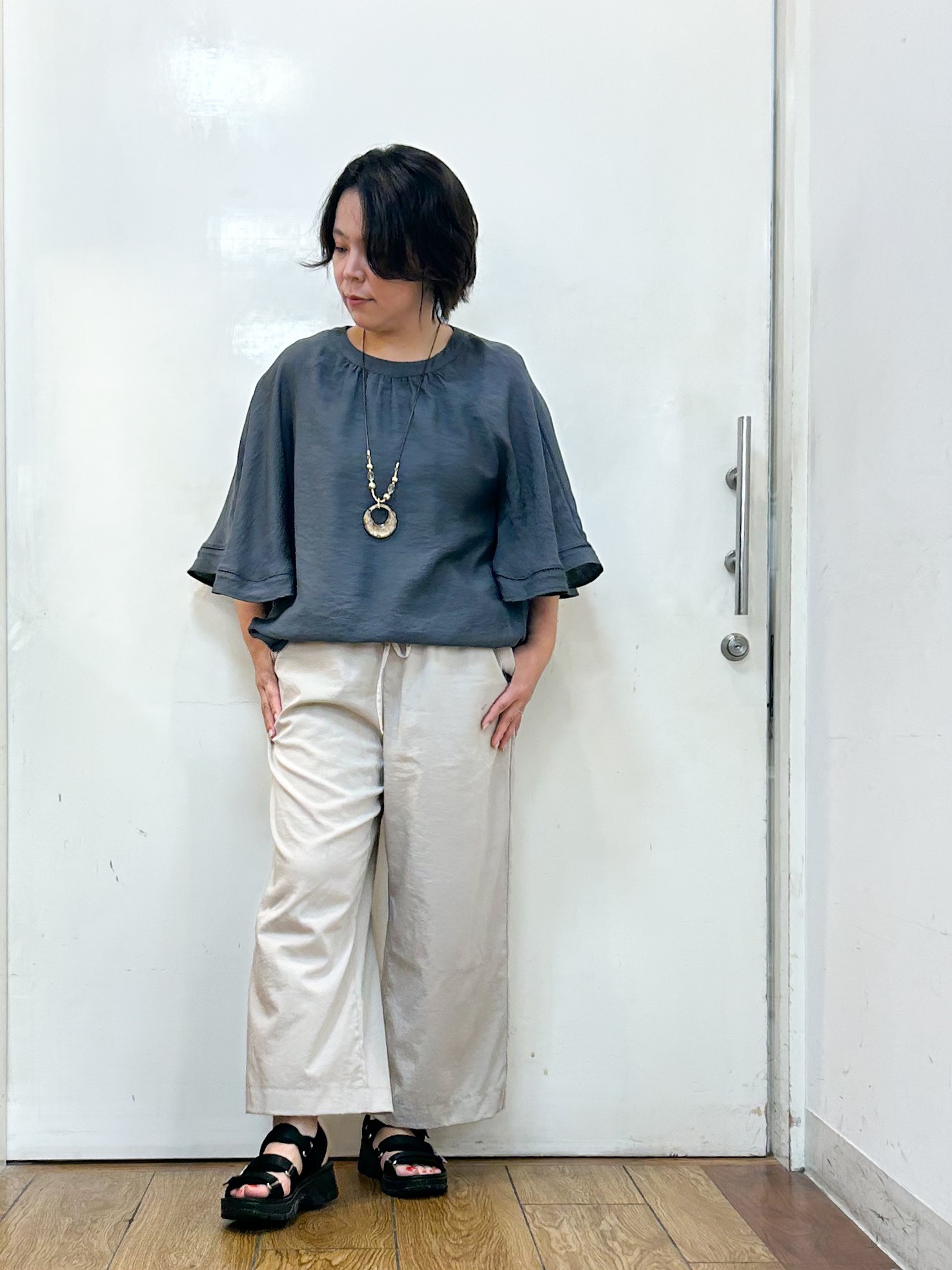 haruさんの「SHOO･LA･RUE｜【ひんやり/S-LL/体型カバー】はしごレースが魅力な スラブポンチョ風ブラウス」を使ったコーディネート