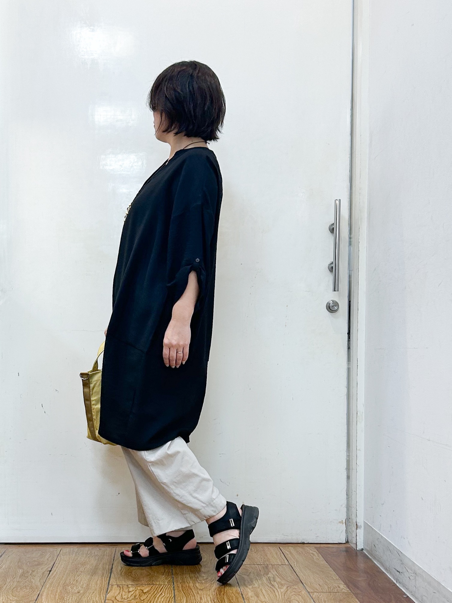 haruさんの「SHOO･LA･RUE｜【ひんやり/S-LL/洗濯機可】体型カバーにも ゆるっとリラックスチュニック」を使ったコーディネート