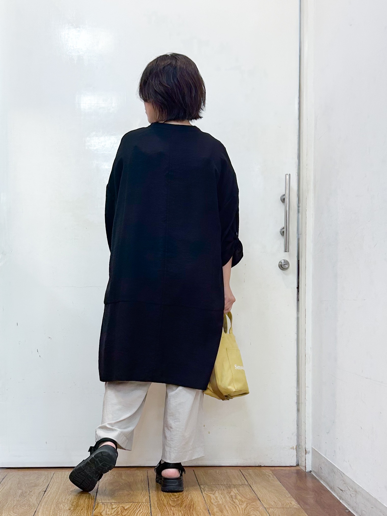 haruさんの「SHOO･LA･RUE｜【ひんやり/S-LL/洗濯機可】体型カバーにも ゆるっとリラックスチュニック」を使ったコーディネート