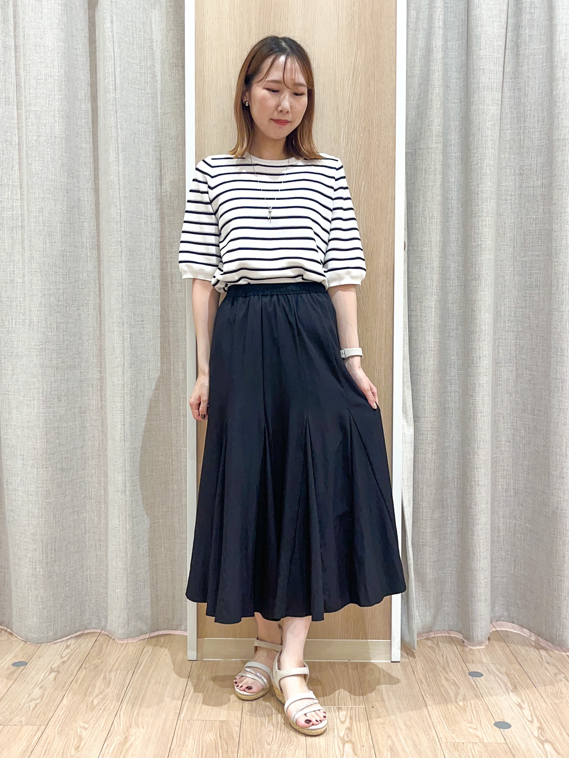 みーちゃんさんの「grove｜【シリーズ累計36万枚/UVカット・ひんやり・洗濯機OK】やわらかドライタッチ 五分袖クルーネックニ」を使ったコーディネート
