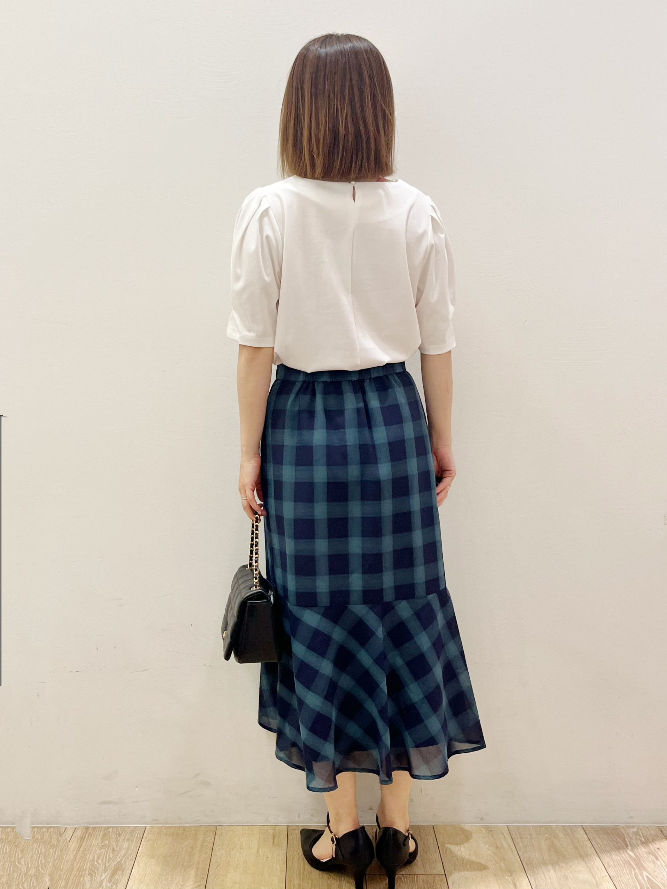 kcさんの「OPAQUE.CLIP｜【接触冷感／UVケア】パール調ネックタックスリーブトップス《洗濯機OK／6col》」を使ったコーディネート